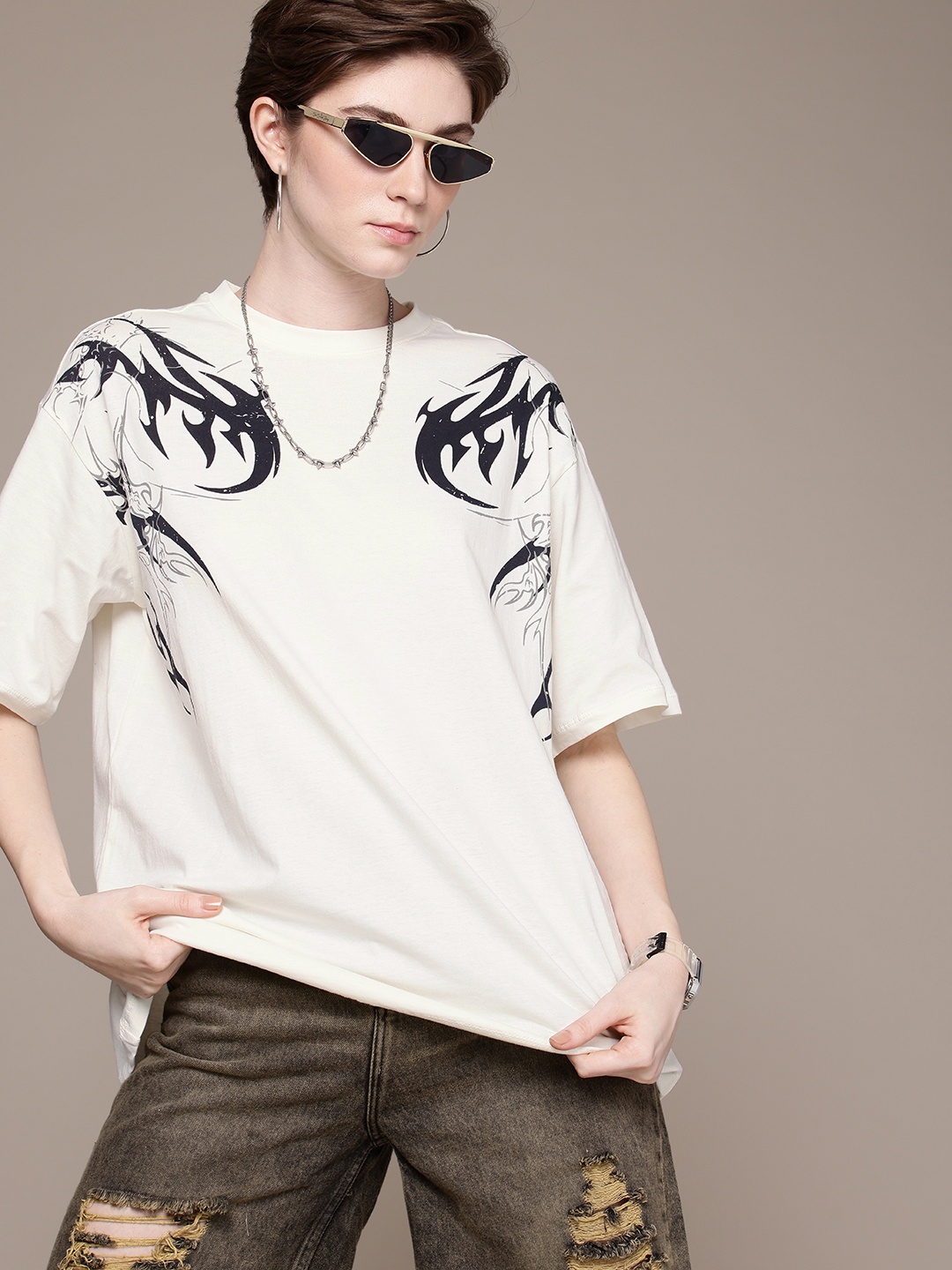 

The Roadster Life Co. Pure Cotton Graphic Printed Oversized T-shirt, Off white