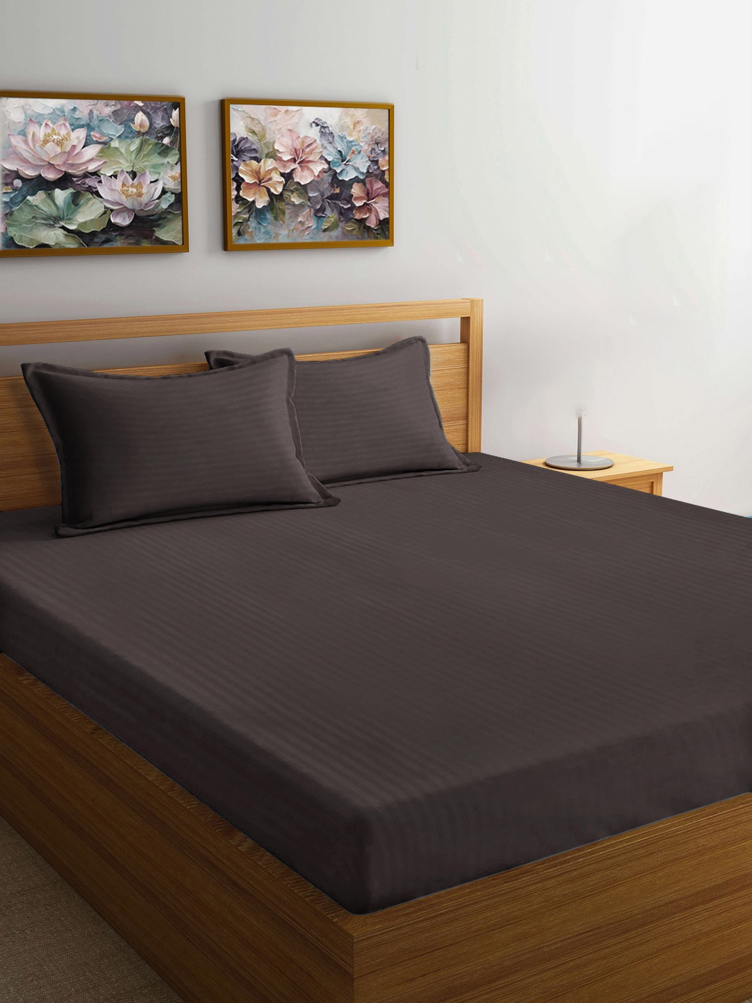 

FABINALIV Coffee Brown Striped 300 TC Fitted King Bedsheet Set 2.50m X 2.25m