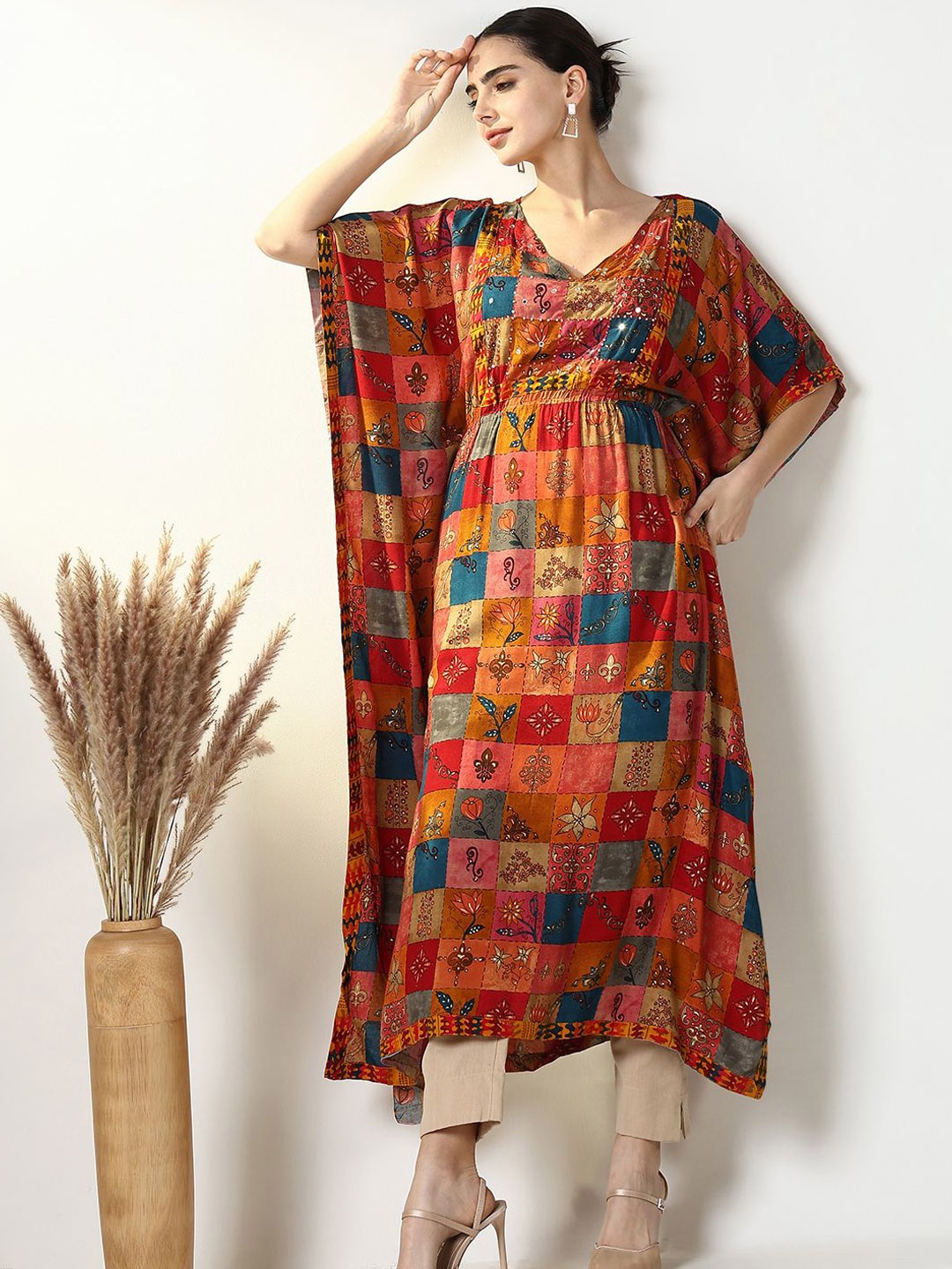 

SHOWOFF Women Geometric Printed Extended Sleeves Kaftan Kurta, Multi