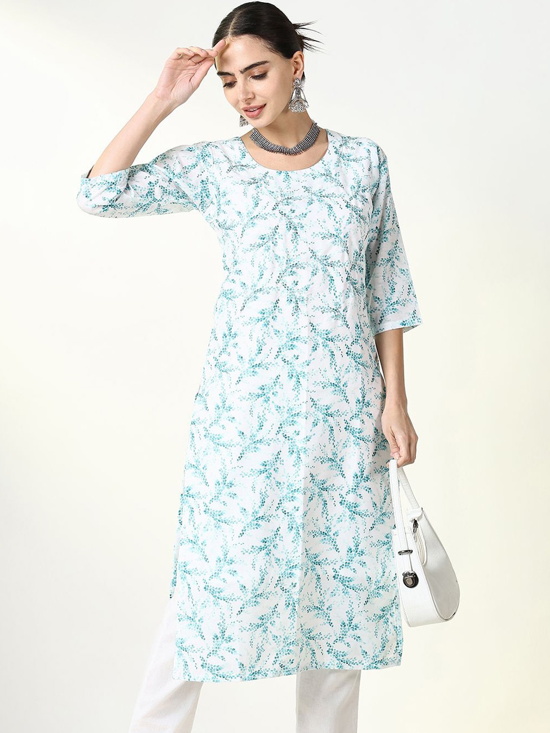 

SHOWOFF Women Floral Printed Floral Kurta, White