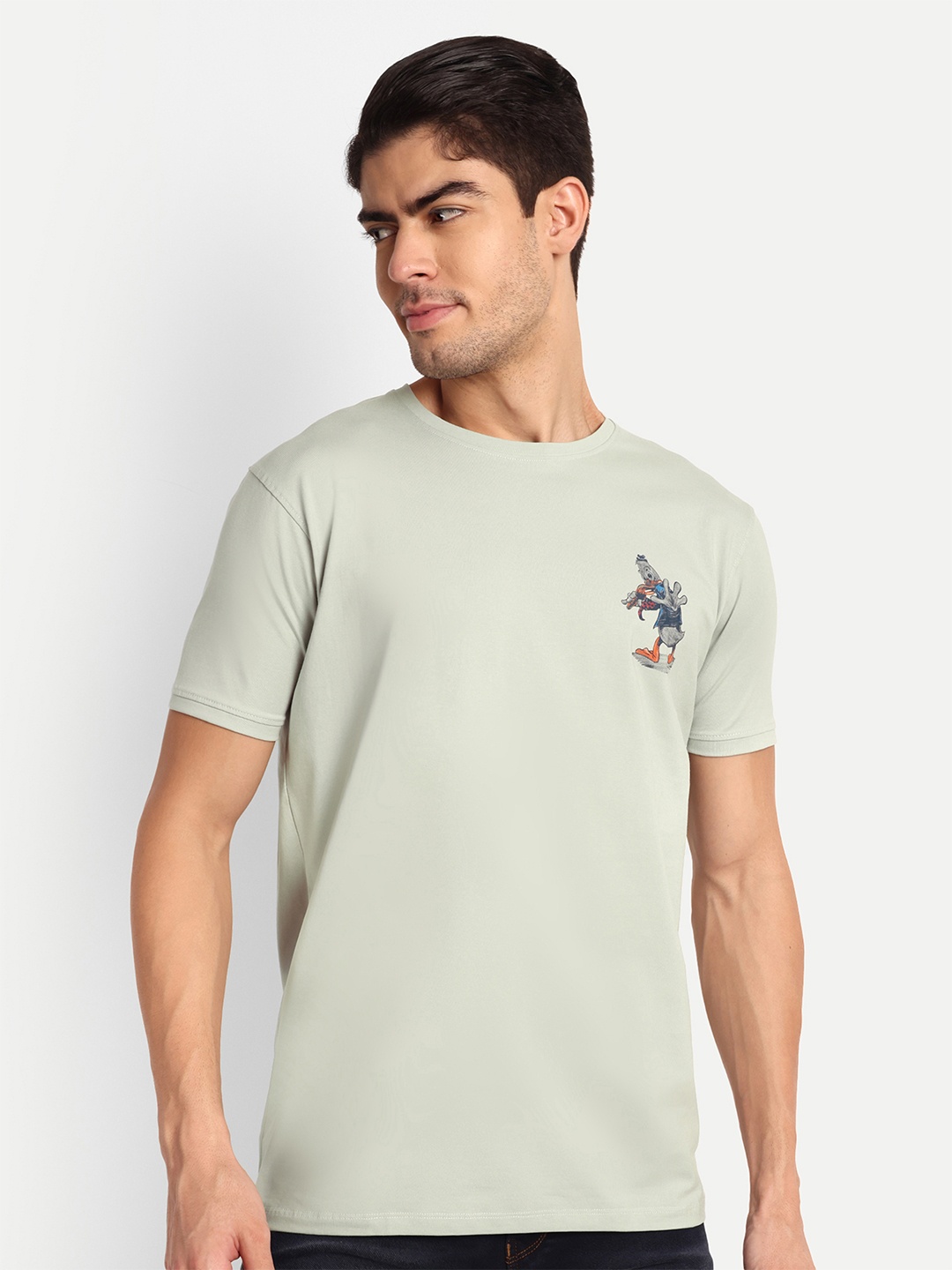 

Lewogle Men Typography Applique T-shirt, Green