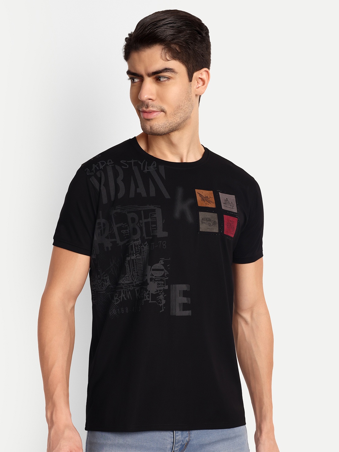 

Lewogle Men Typography Pockets T-shirt, Black