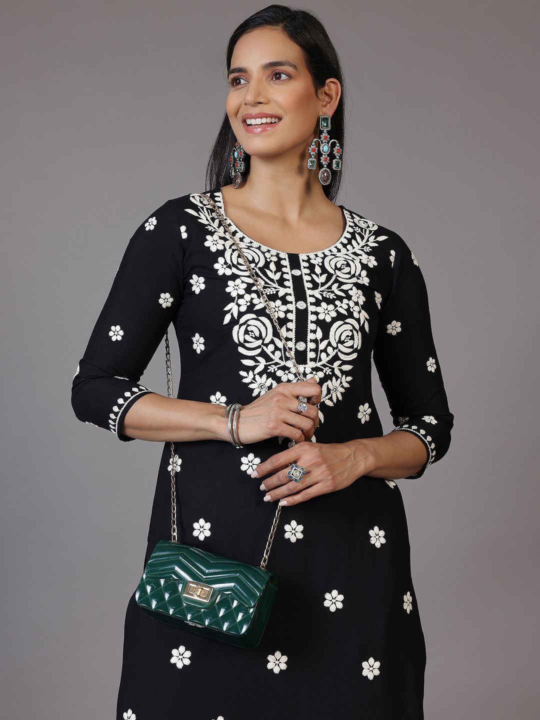 

Libas Women Floral Embroidered Thread Work Kurta, Black