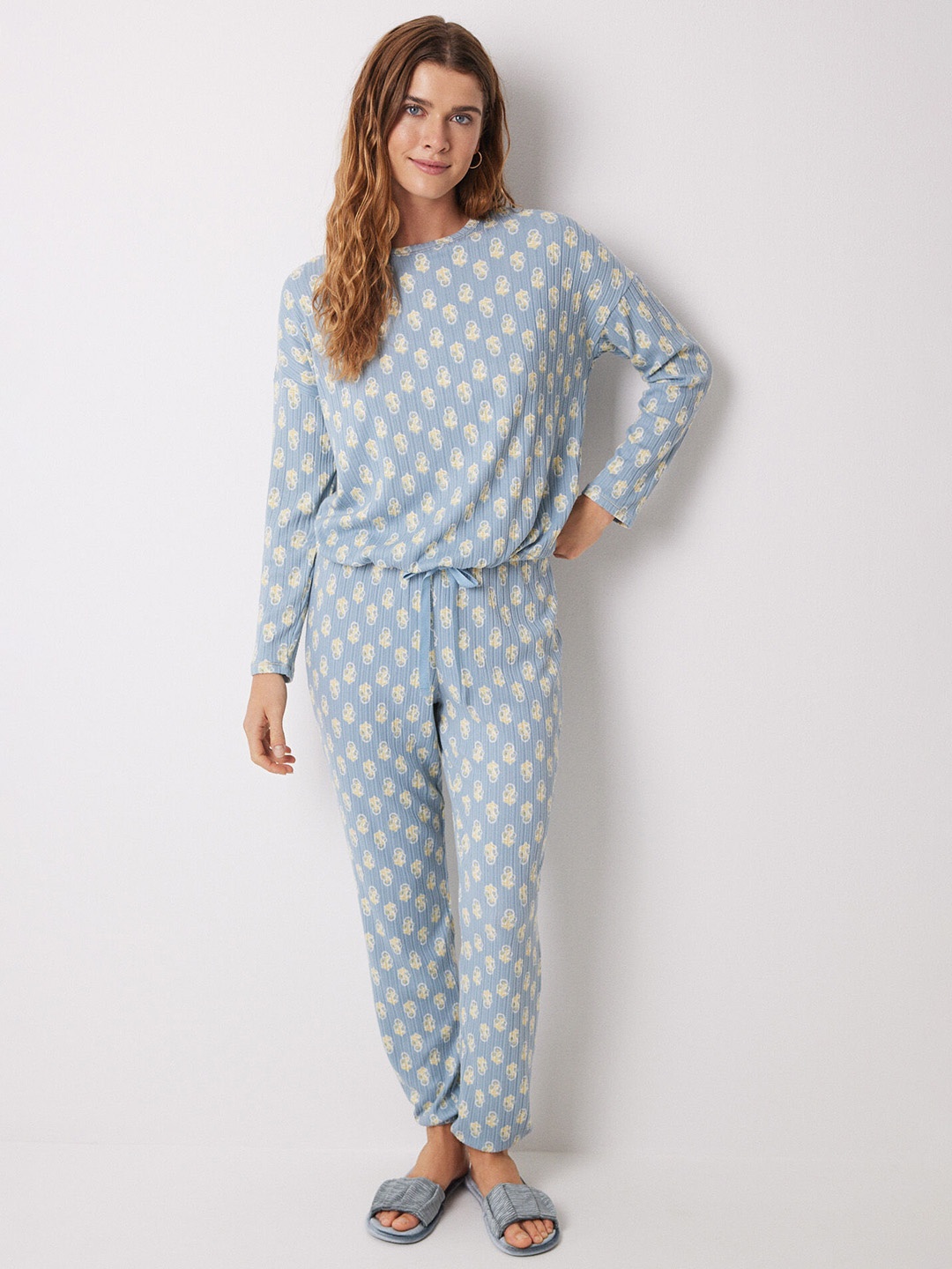 

women'secret Floral Printed T-shirt & Pyjamas Night Suit, Blue