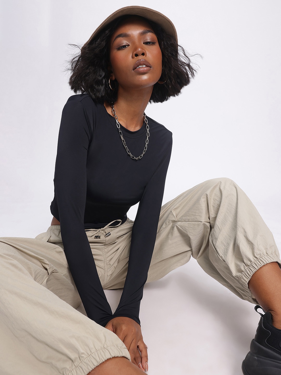 

glitchez Cuddle Core Fitted Crop Top, Black