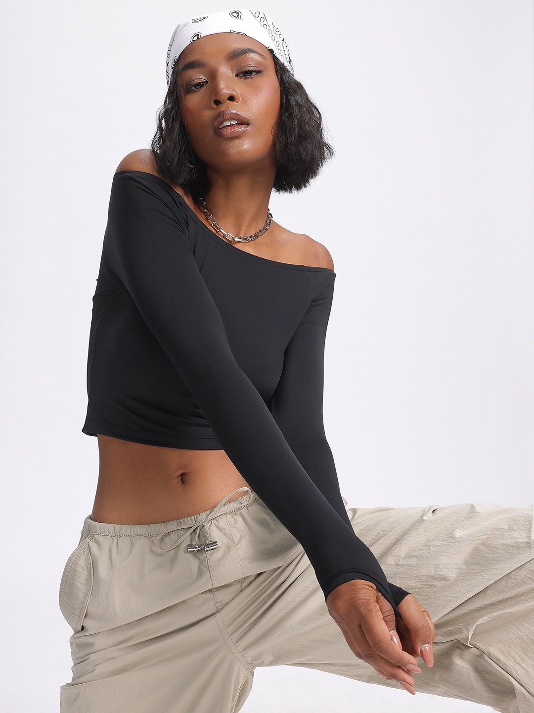 

glitchez Bare Essence Off-Shoulder Fitted Crop Top, Black