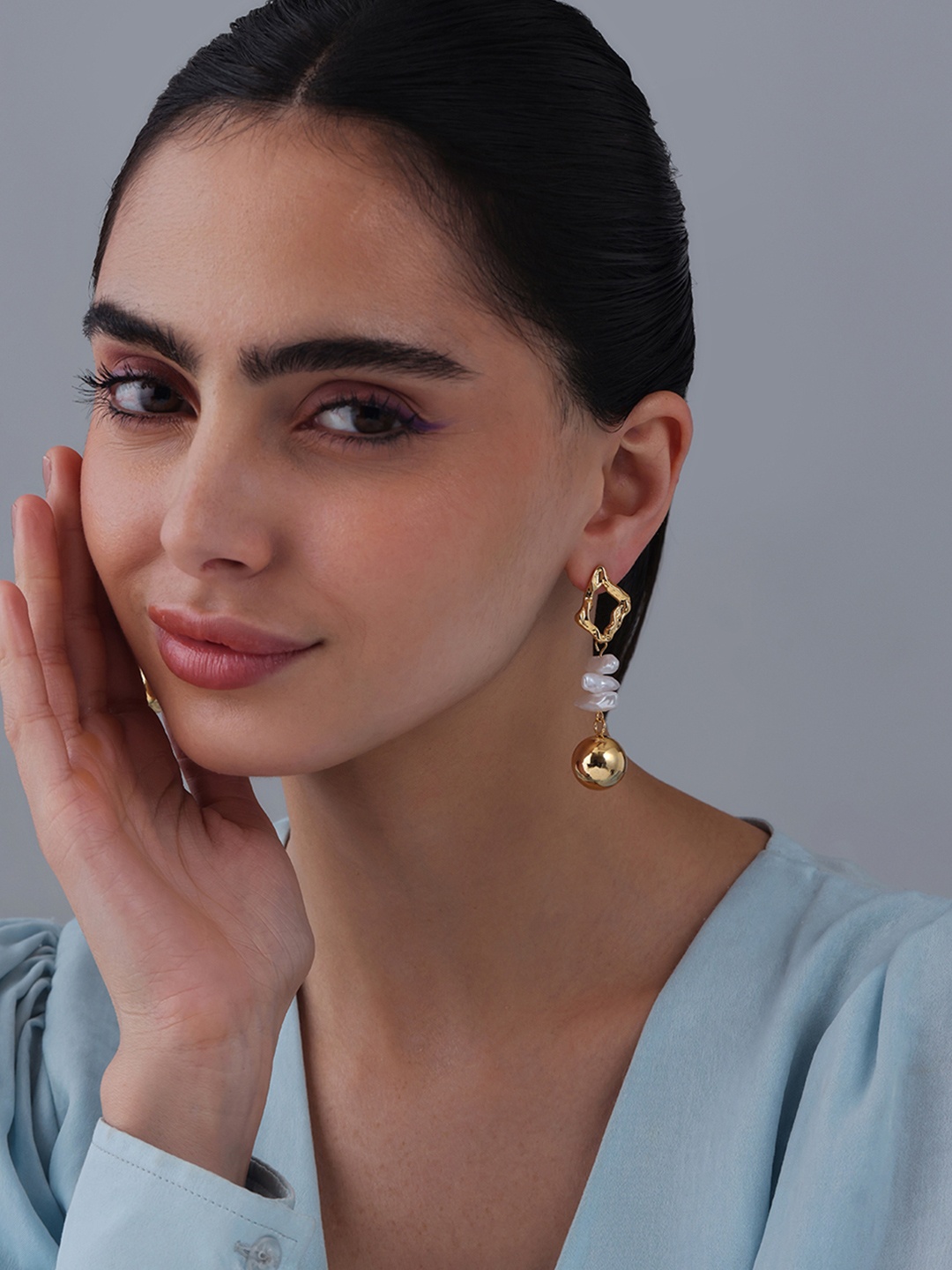 

Kushal's Fashion Jewellery Classic Drop Earrings, White
