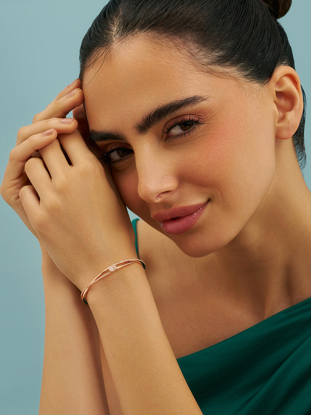 

Kushal's Fashion Jewellery Sterling Silver Artificial Stones Gold-Plated Cuff, White