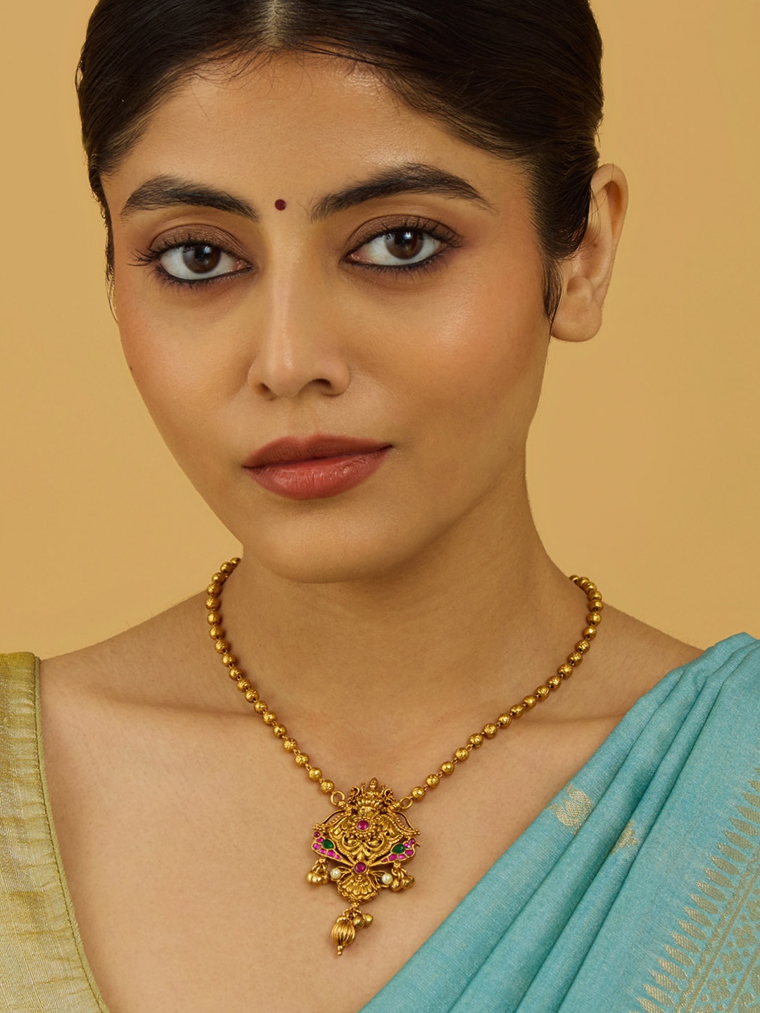 

Kushal's Fashion Jewellery Copper Gold-Plated Antique Necklace