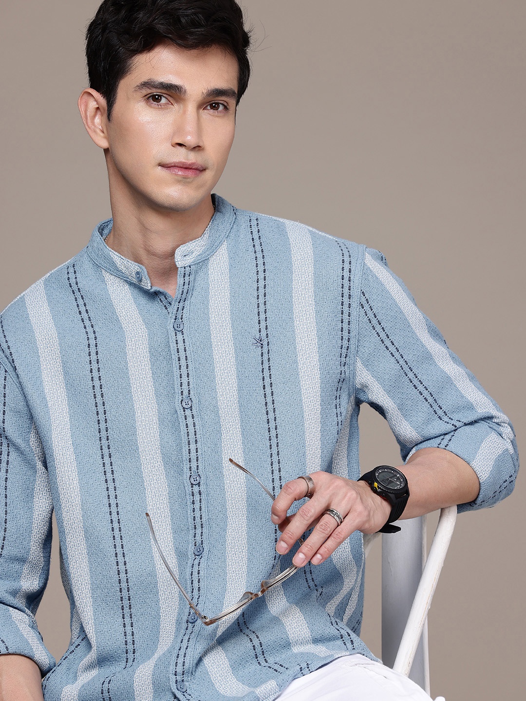 

WROGN Opaque Striped Knitted Casual Shirt, Blue