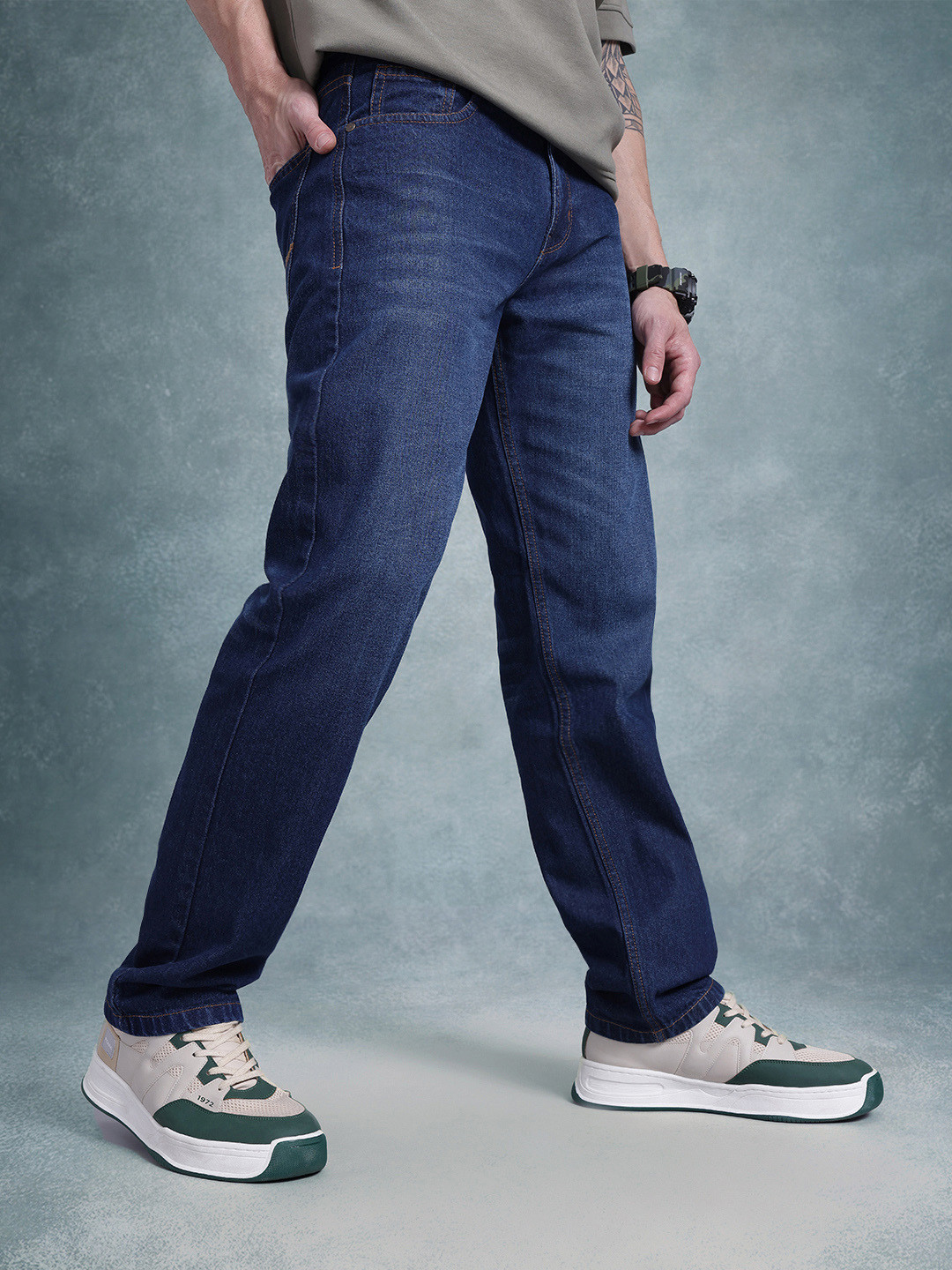 

The Roadster Life Co. Men Slim Fit Stretchable Jeans, Navy blue