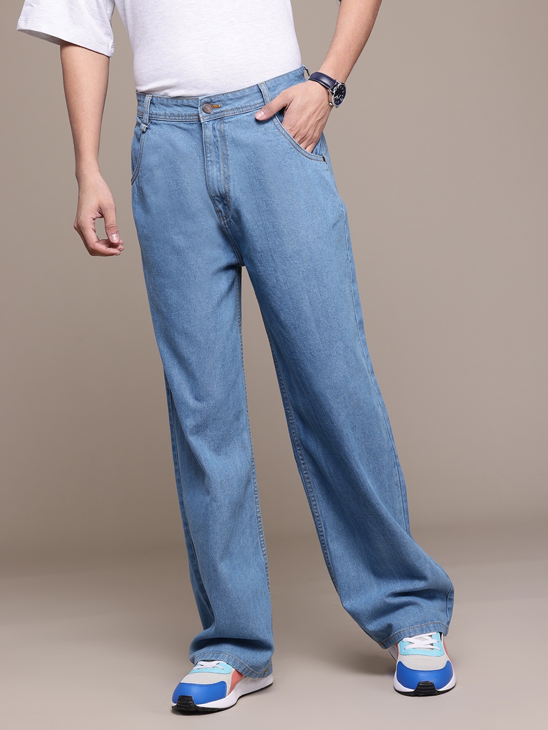 

The Roadster Lifestyle Co. Men Pure Cotton Wide Leg Jeans, Blue