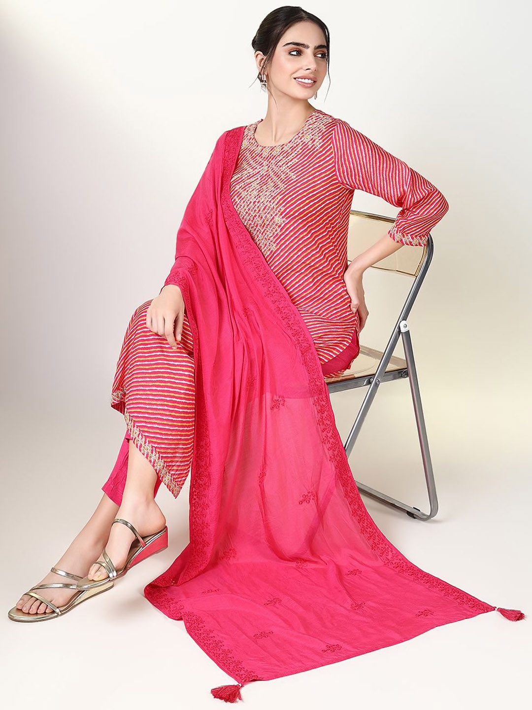 

SHOWOFF Women Striped Regular Thread Work Kurta with Trousers & With Dupatta, Pink