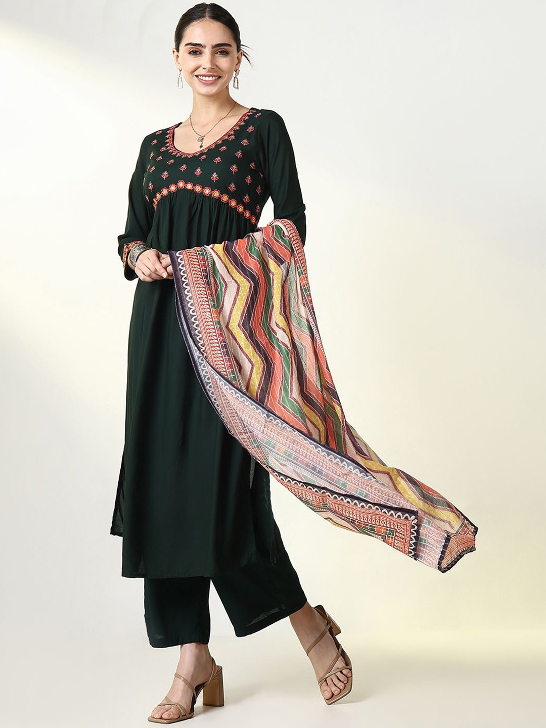 

SHOWOFF Women Ethnic Motifs Embroidered Empire Thread Work Kurta with Trousers & With Dupatta, Green