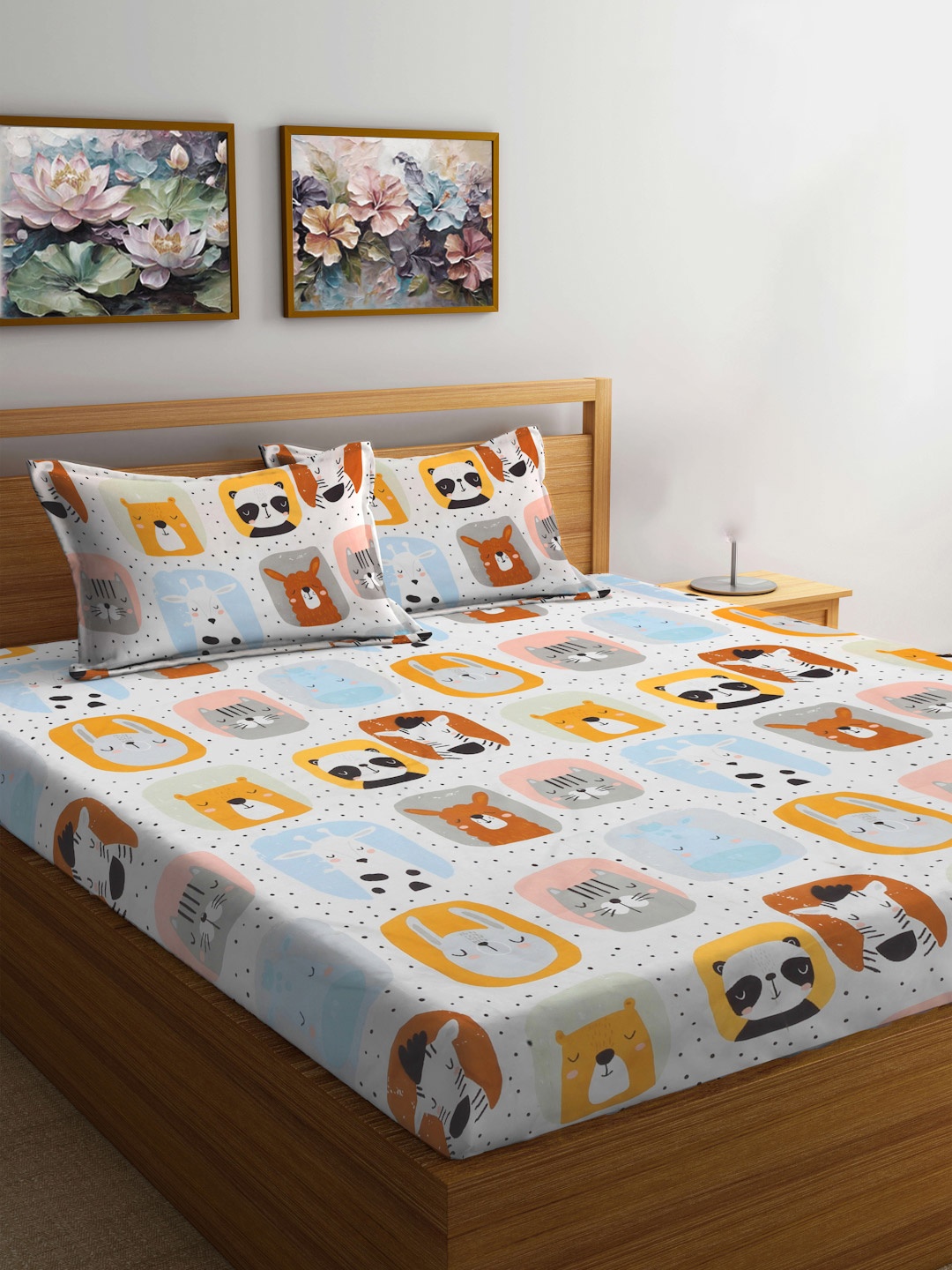 

FABINALIV White & Yellow Cartoon Characters 300 TC Fitted King Bedsheet Set 2.50m X 2.25m