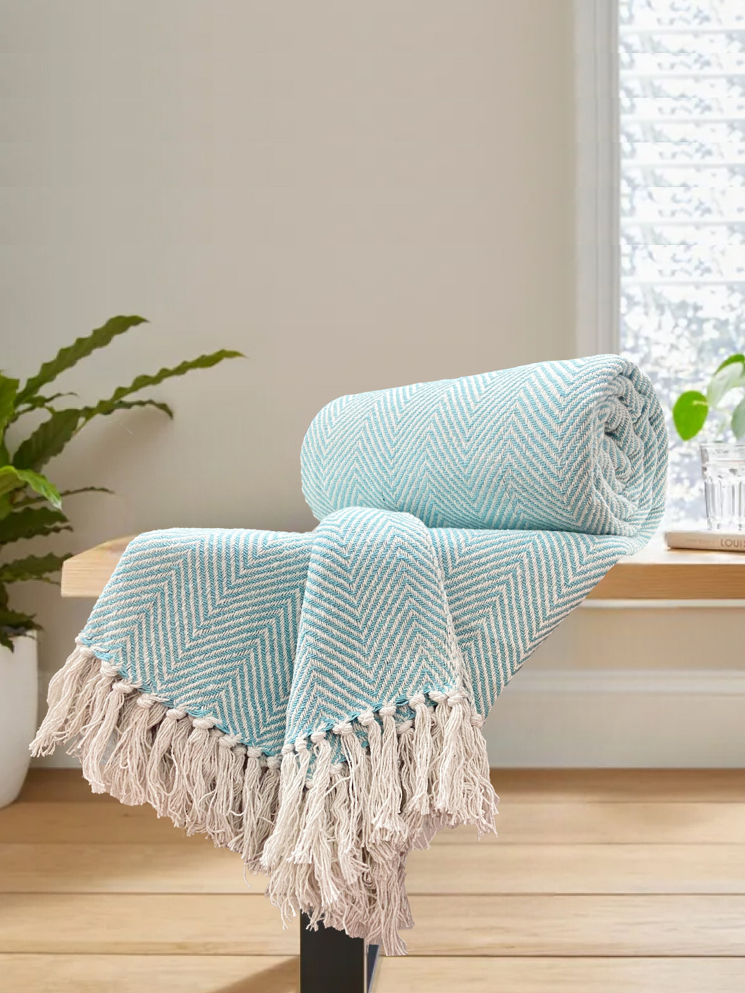 

SAJAVAT Sky Blue Zig-Zag Knitted Pure Cotton Sofa Throw Blanket