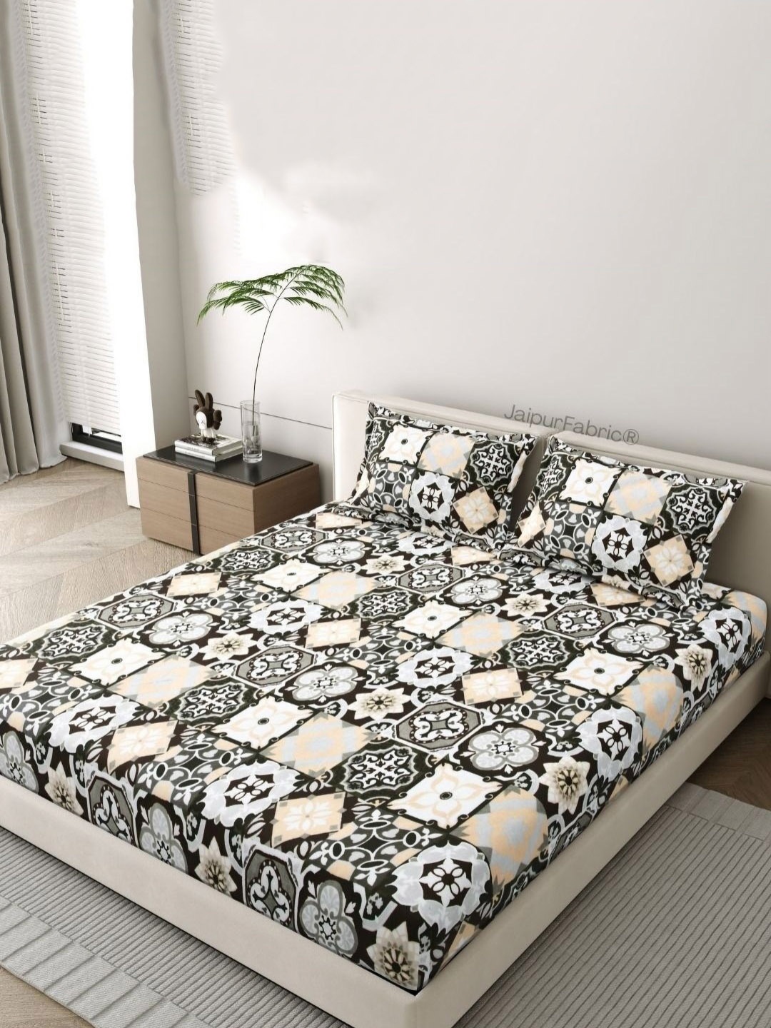 

JAIPUR FABRIC Black Floral 300 TC King Bedsheet with 2 Pillow Covers