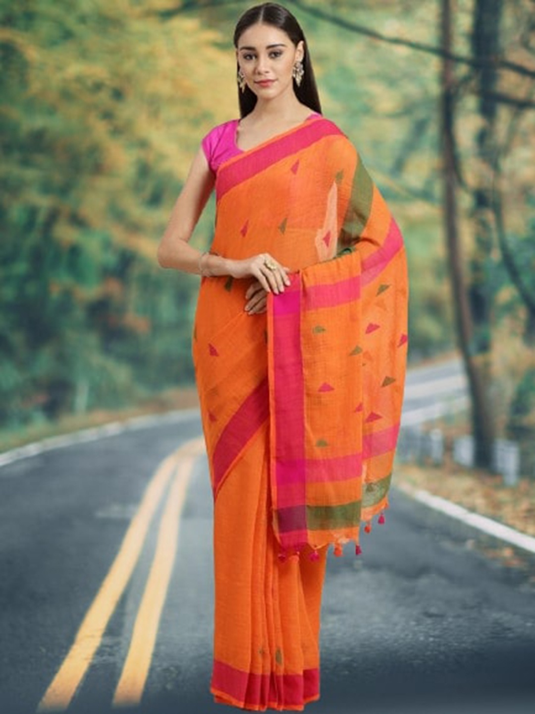 

Laa Calcutta Handloom Saree, Orange