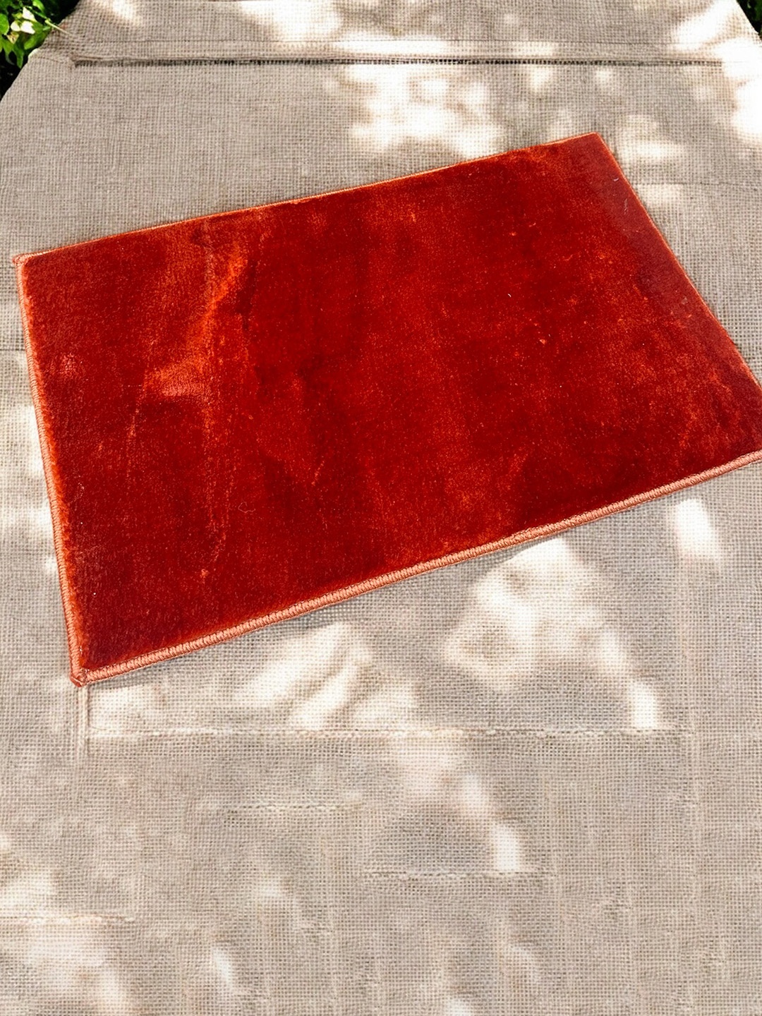 

Gallery99 Red Velvet Anti-Skid Bathmat