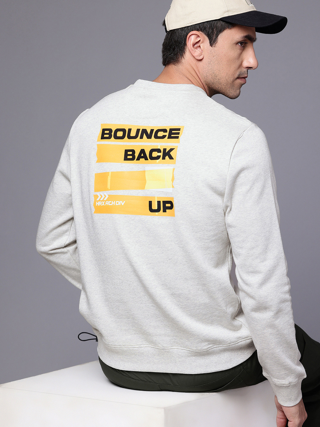 

HRX by Hrithik Roshan Men Printed Sweatshirt, Grey