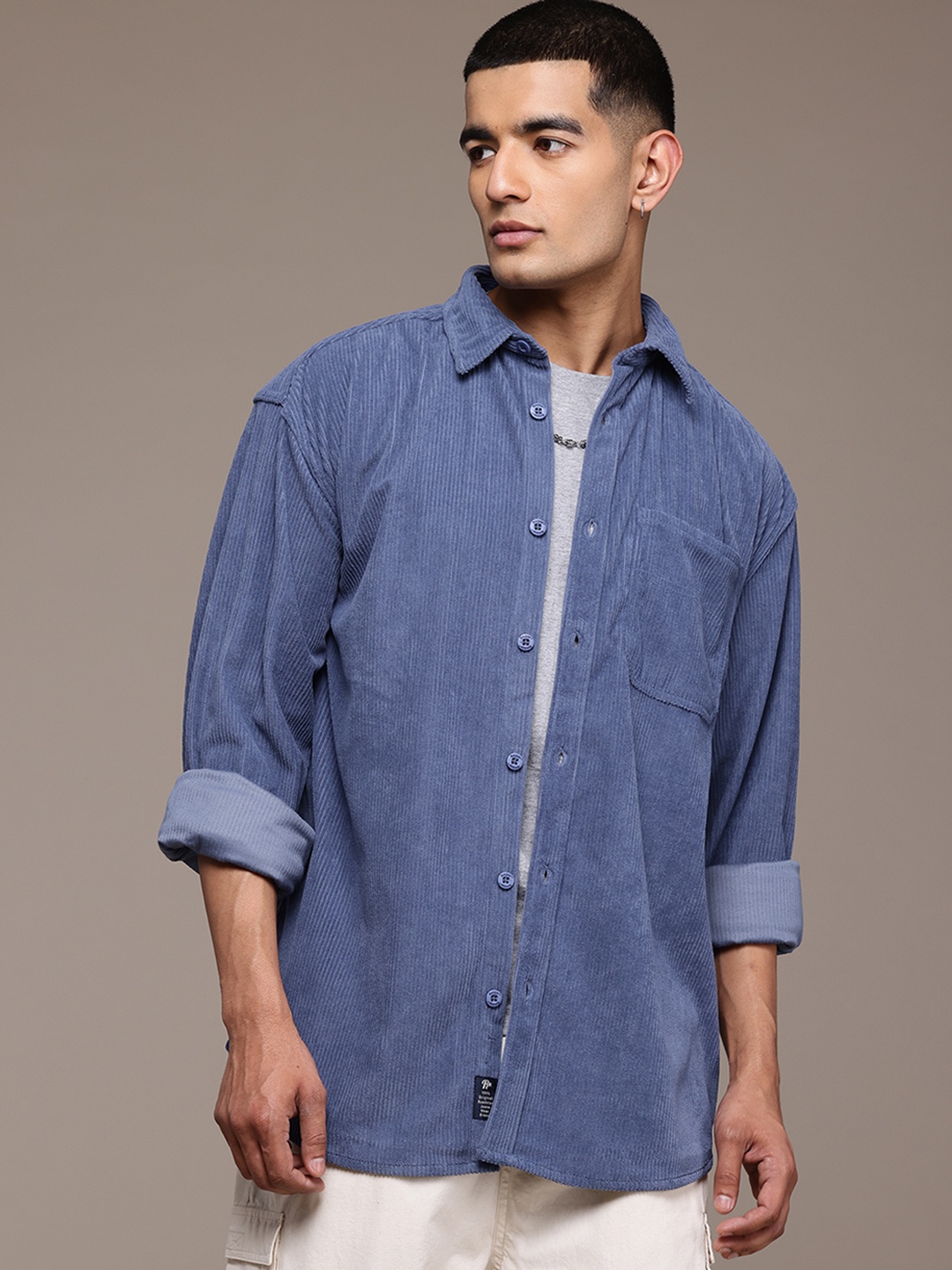 

The Roadster Lifestyle Co. Men Classic Textured Corduroy Shirt, Blue