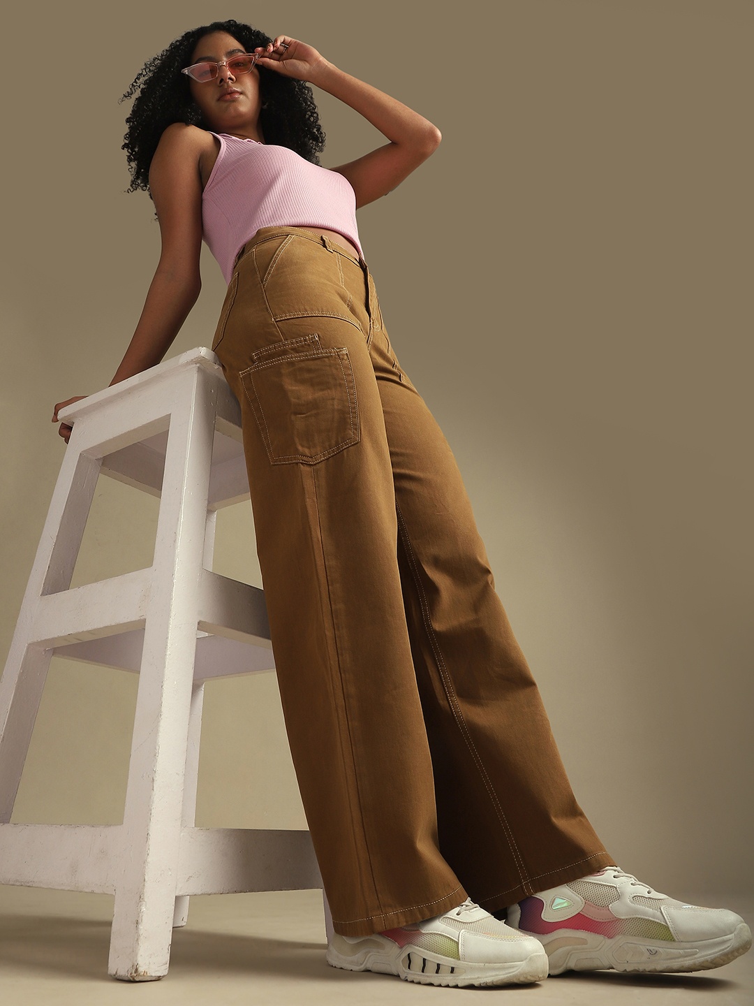 

DILLINGER Women Smart Cargos Trousers, Coffee brown