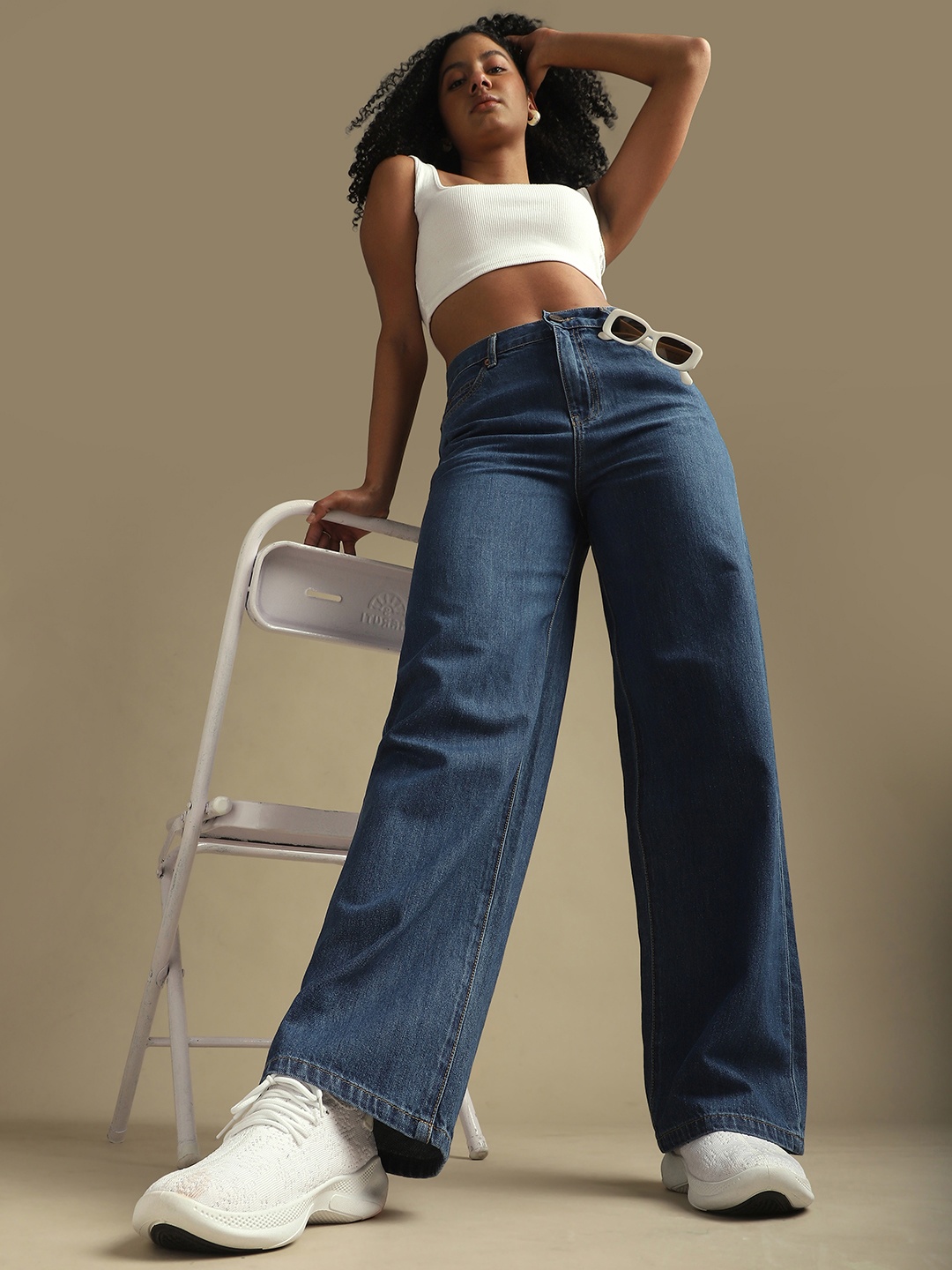 

DILLINGER Women Loose Relaxed Fit Slash Knee Light Fade Jeans, Blue