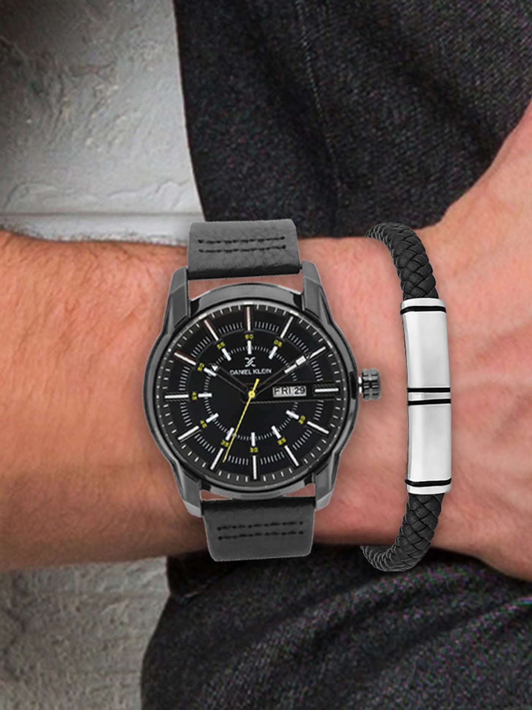 

Daniel Klein Men Watch Gift Set With Bracelet, Black