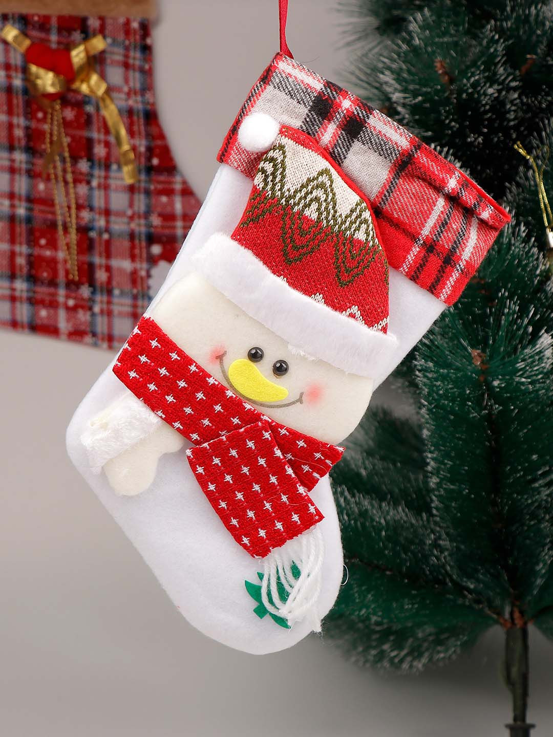 

Archies White & Red Printed Jute Christmas Decor