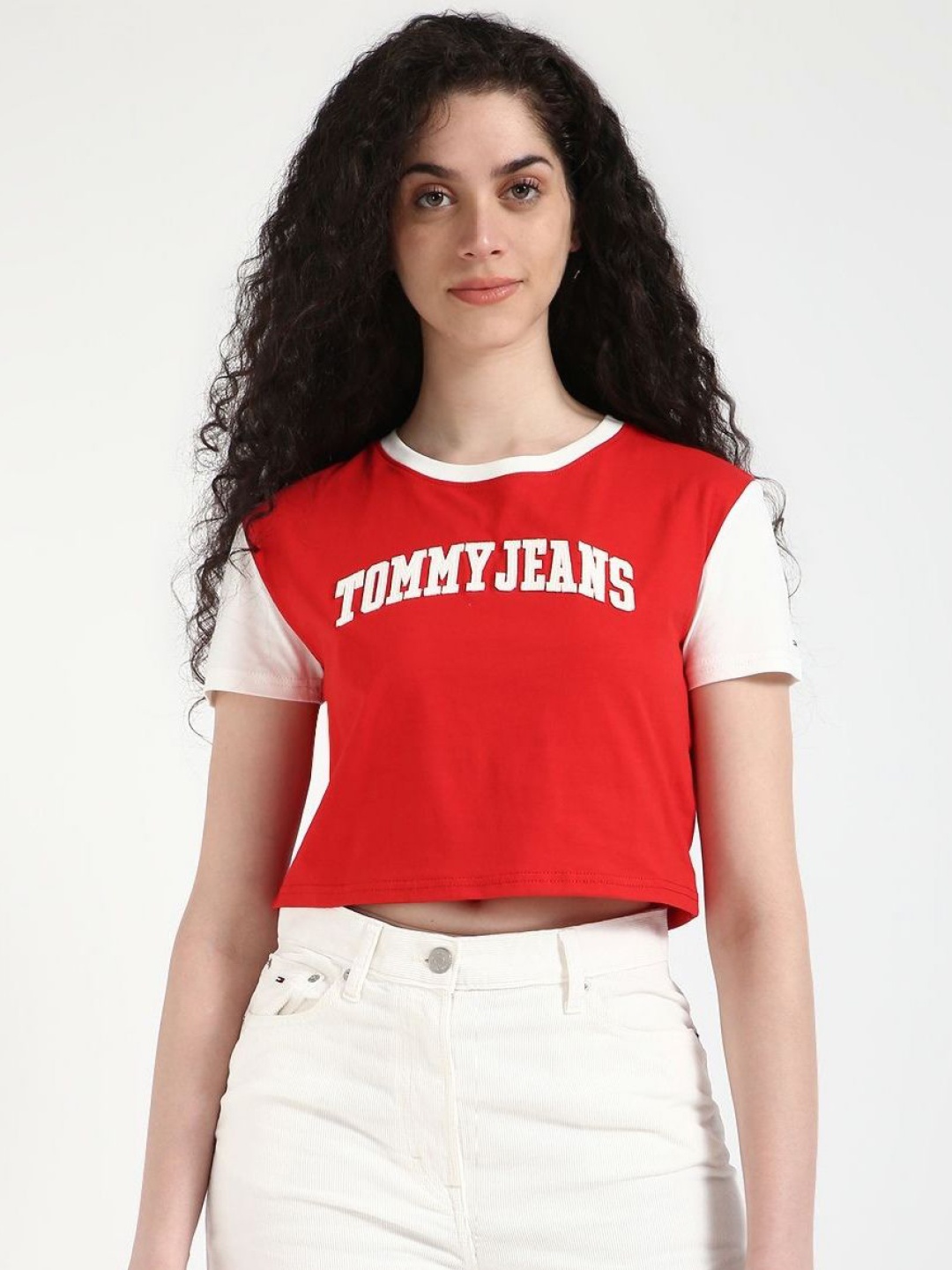 

Tommy Hilfiger Women Pockets T-shirt, Red