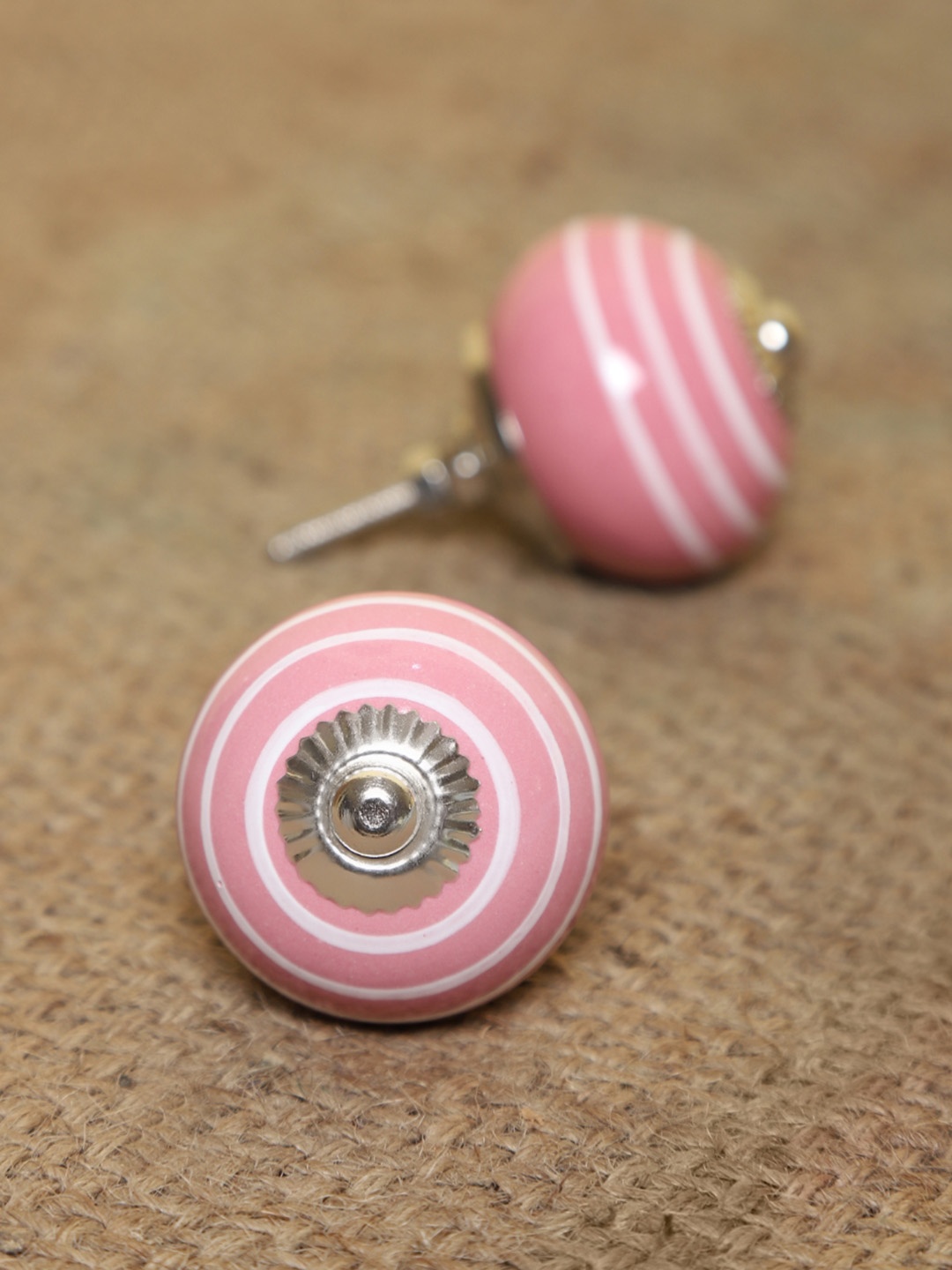 

MODEFE Pink & White 6 Pieces Printed Ceramic Knobs