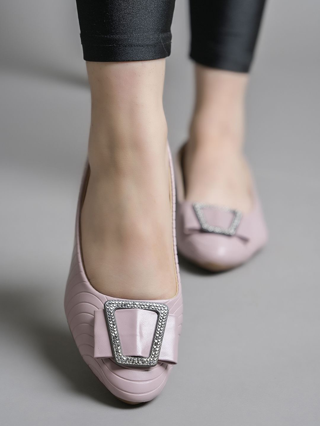 

DressBerry Women Textured Ballerinas Flats, Lavender