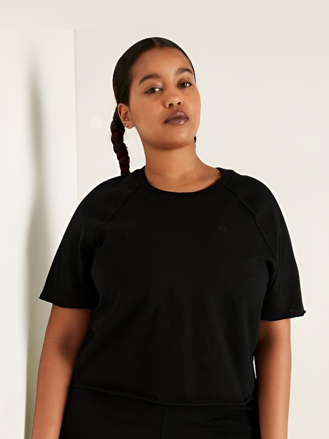 

Victoria's Secret Women Solid Round Neck Cotton T-shirt, Black