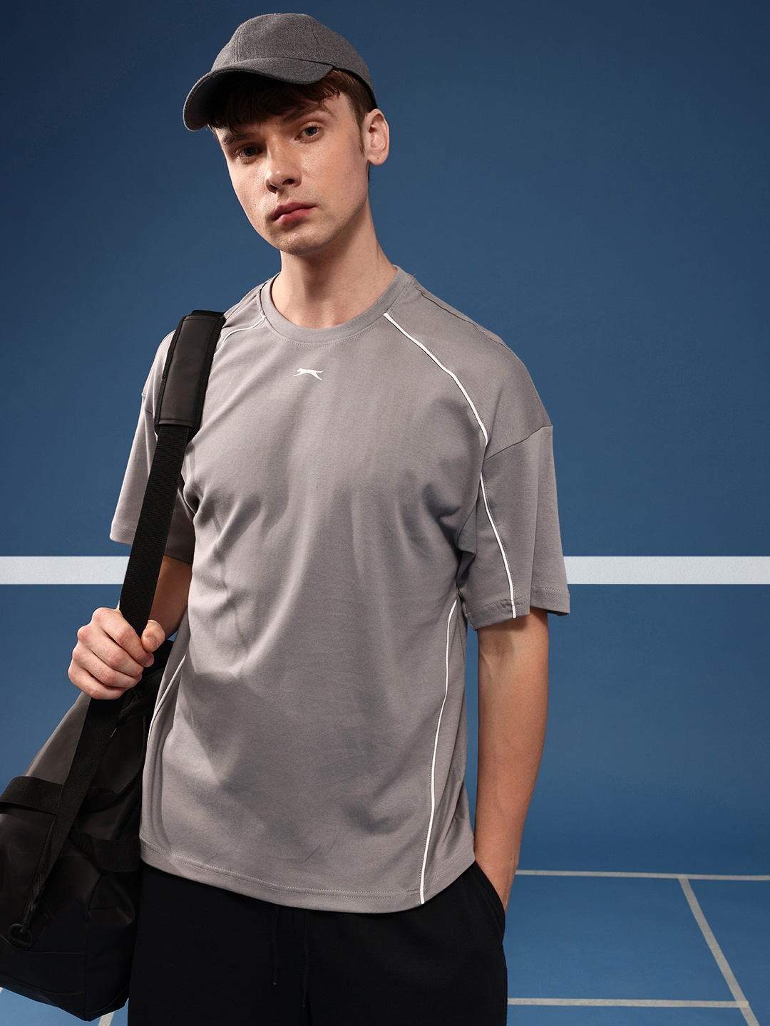 

Slazenger Drop-Shoulder Sleeves Relaxed Fit Pure Cotton T-shirt, Grey