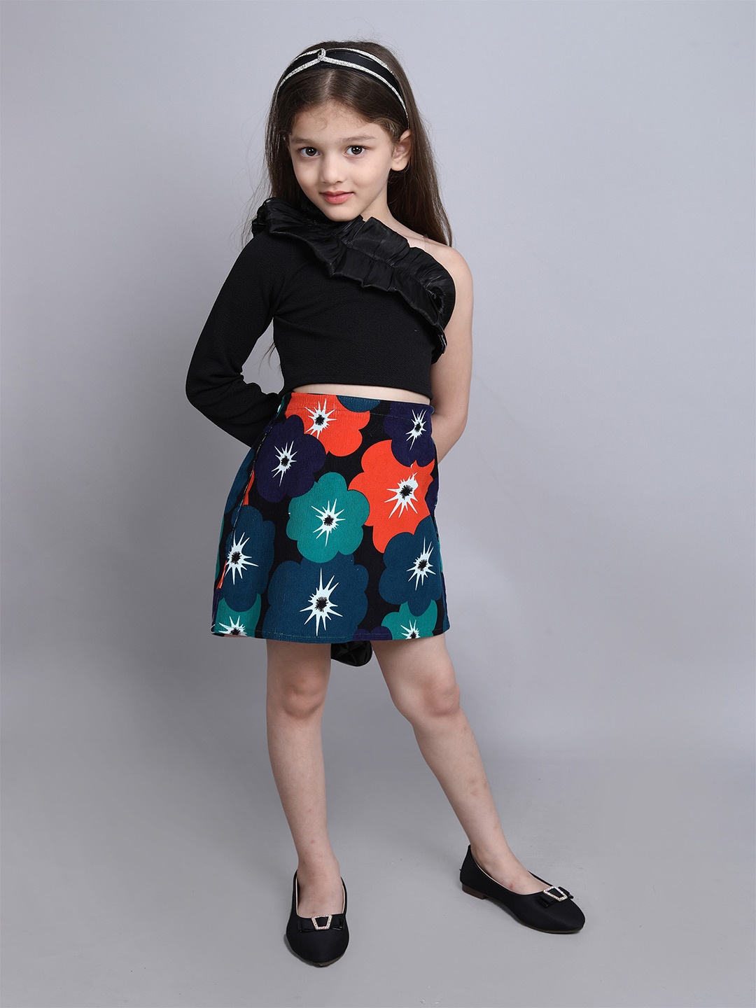 

taffykids Girls Top with Skirt, Black