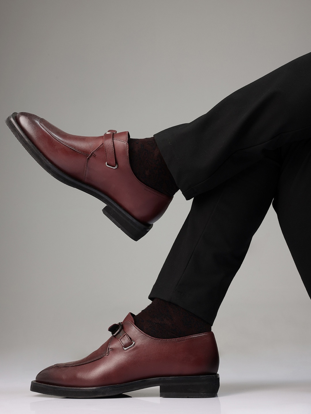

RARE RABBIT Men Round Toe Formal Monk Shoes, Maroon