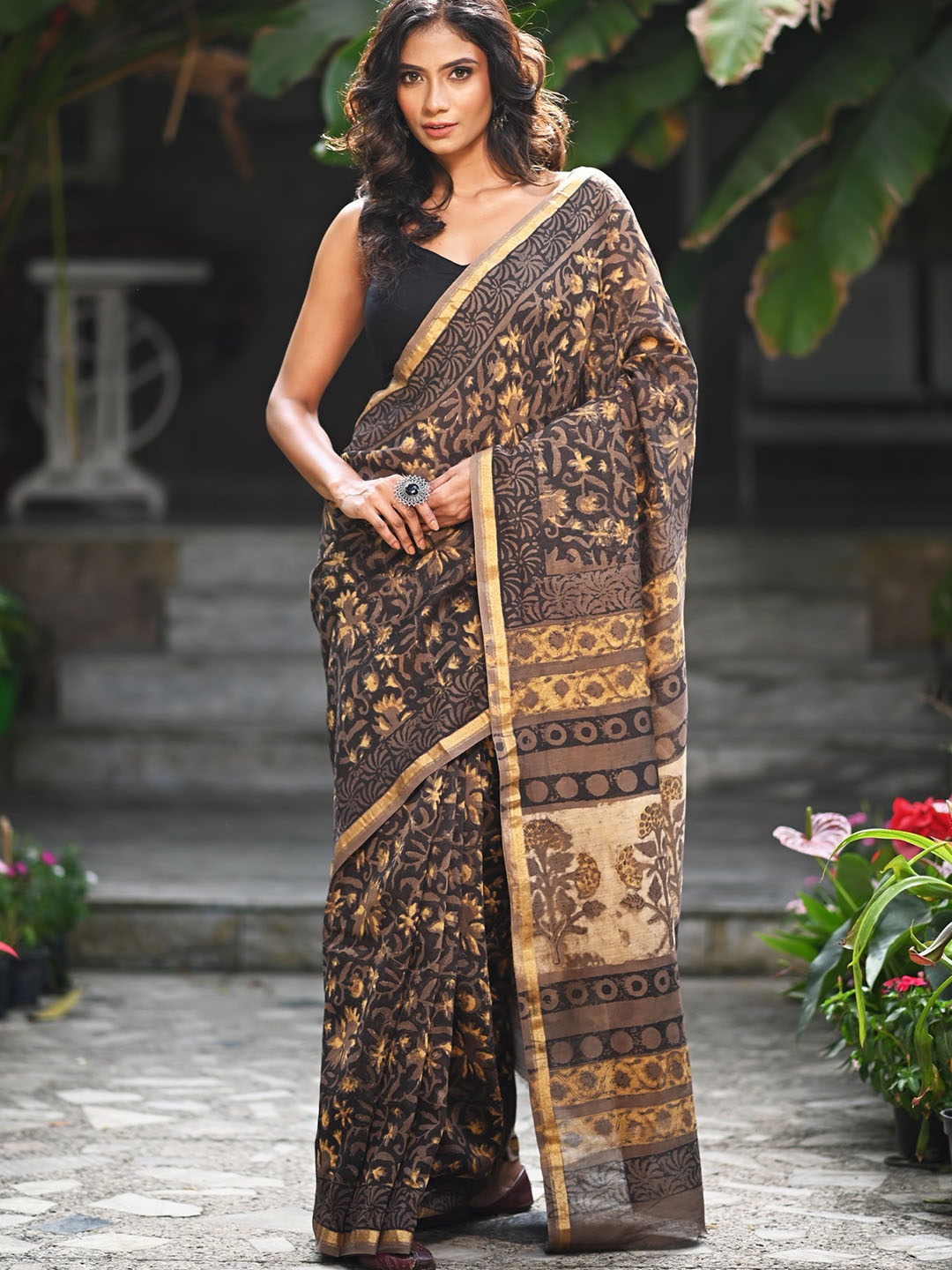 

Unnati Silks Floral Printed Handloom Chanderi Saree, Brown