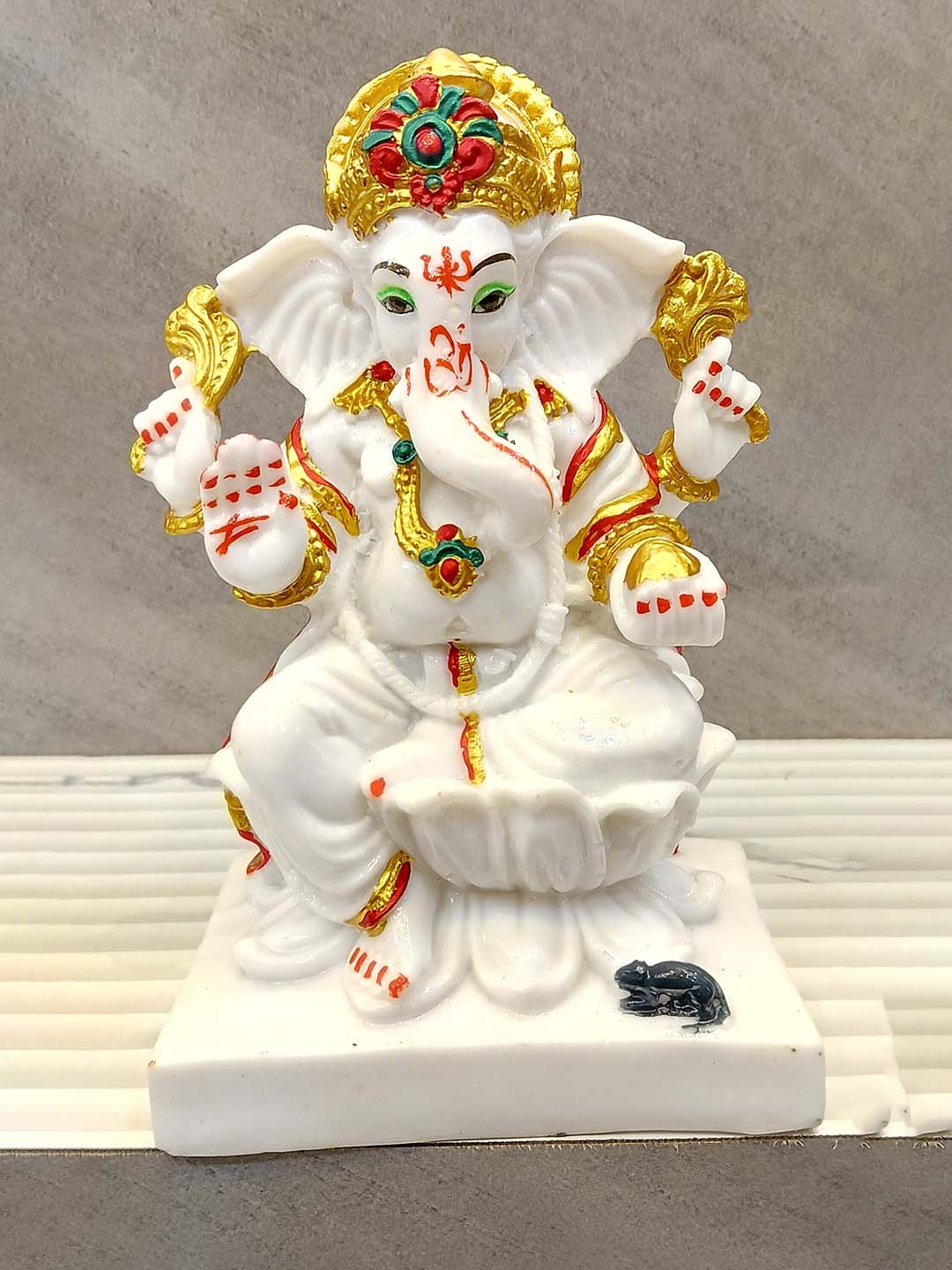 

Vrinban International White Religious Figurine Showpiece