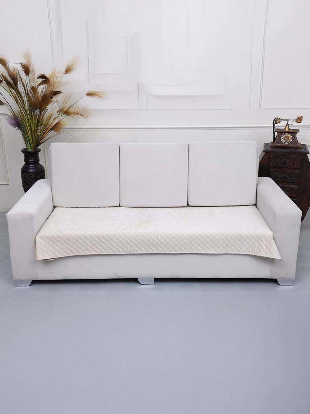

AAZEEM Cream-Coloured Solid Velvet 2 Piece Sofa Cover