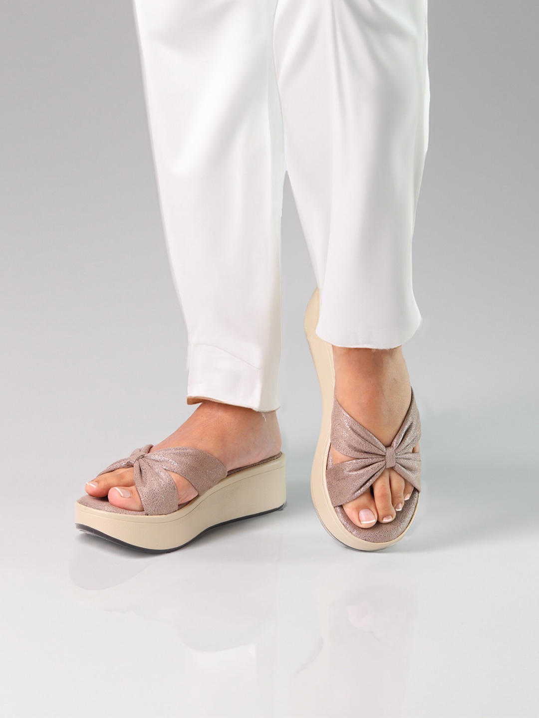 

Monrow Women PU Flatform Sandals, Beige