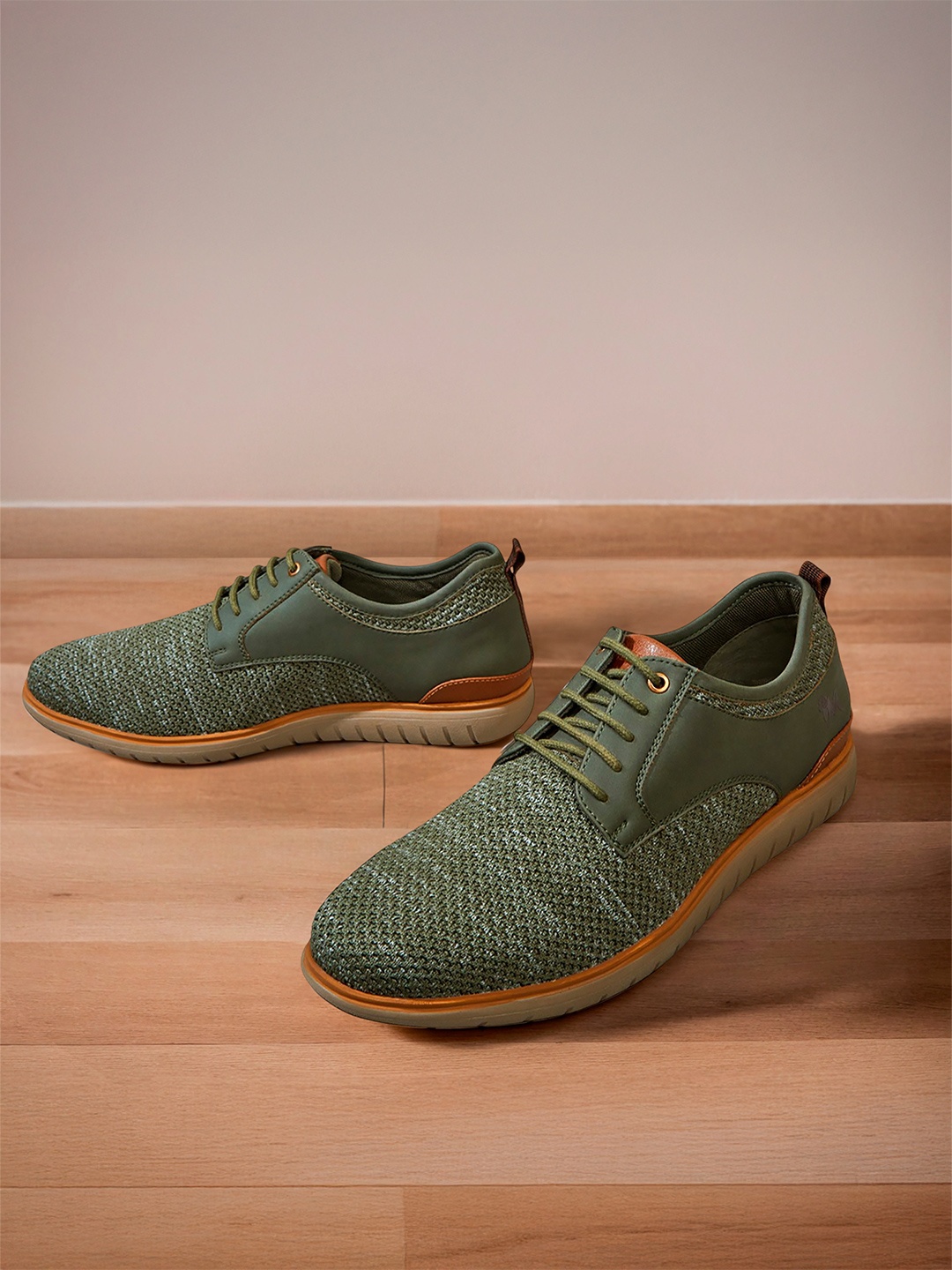 

NEEMANS Men Woven Design PU Lace-Up Sneakers, Olive