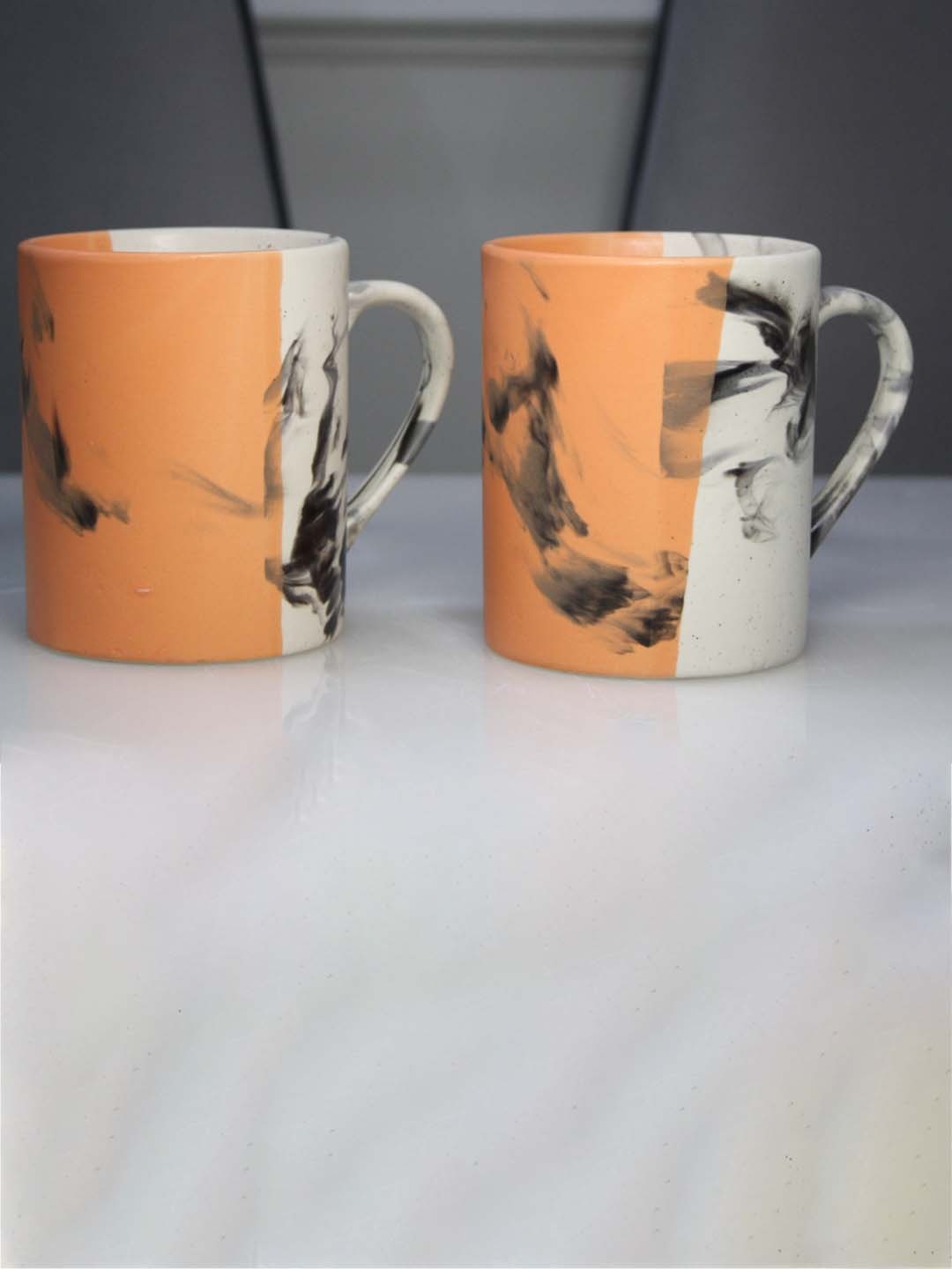 

MODEFE Orange & Grey Printed Ceramic Glossy Mugs Set of Cups and Mugs