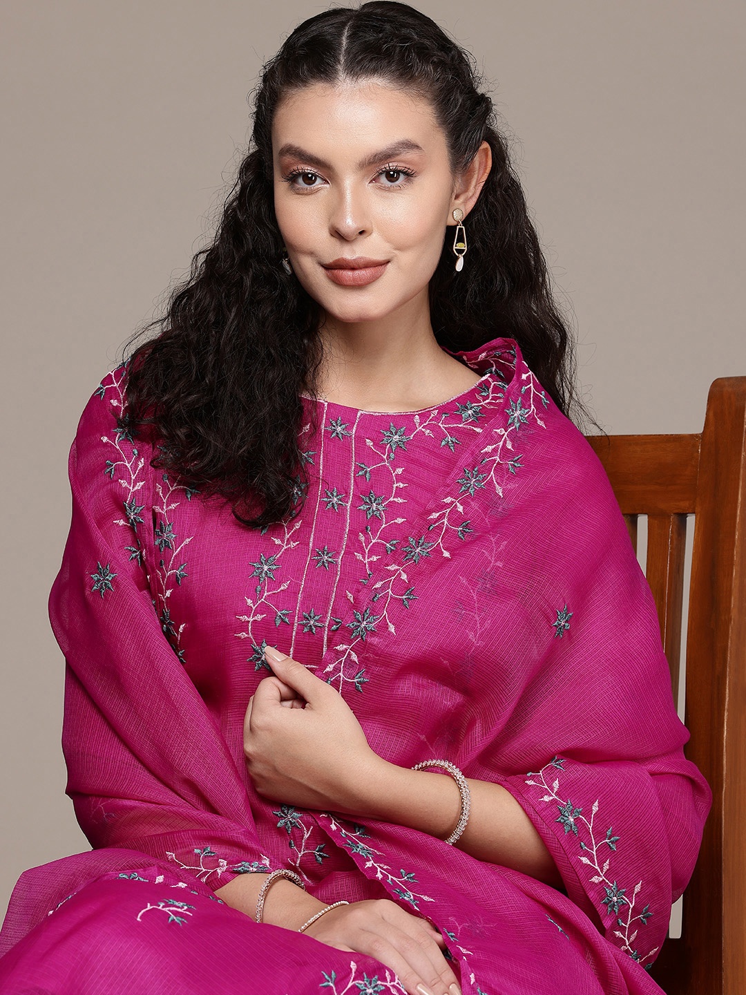 

Bahe Kurtiz Floral Embroidered Zari Kota Doriya Straight Kurta With Trousers & Dupatta, Pink