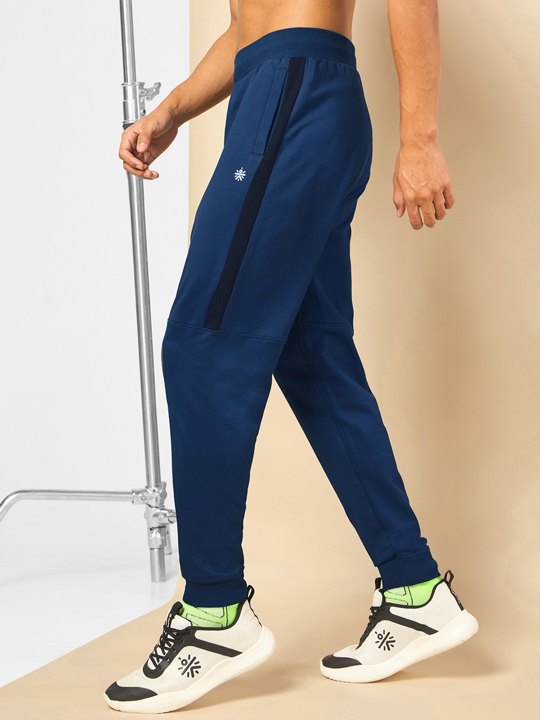 

CULT Men Gym Rat Pure Cotton Regular Fit Gym Joggers, Navy blue
