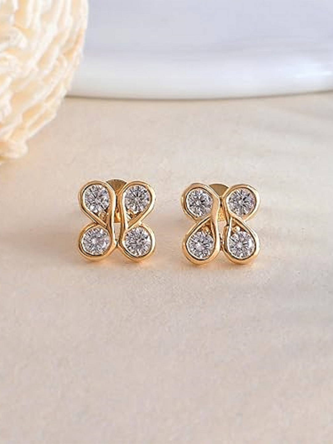 

ROOVI Contemporary Studs Earrings, Gold
