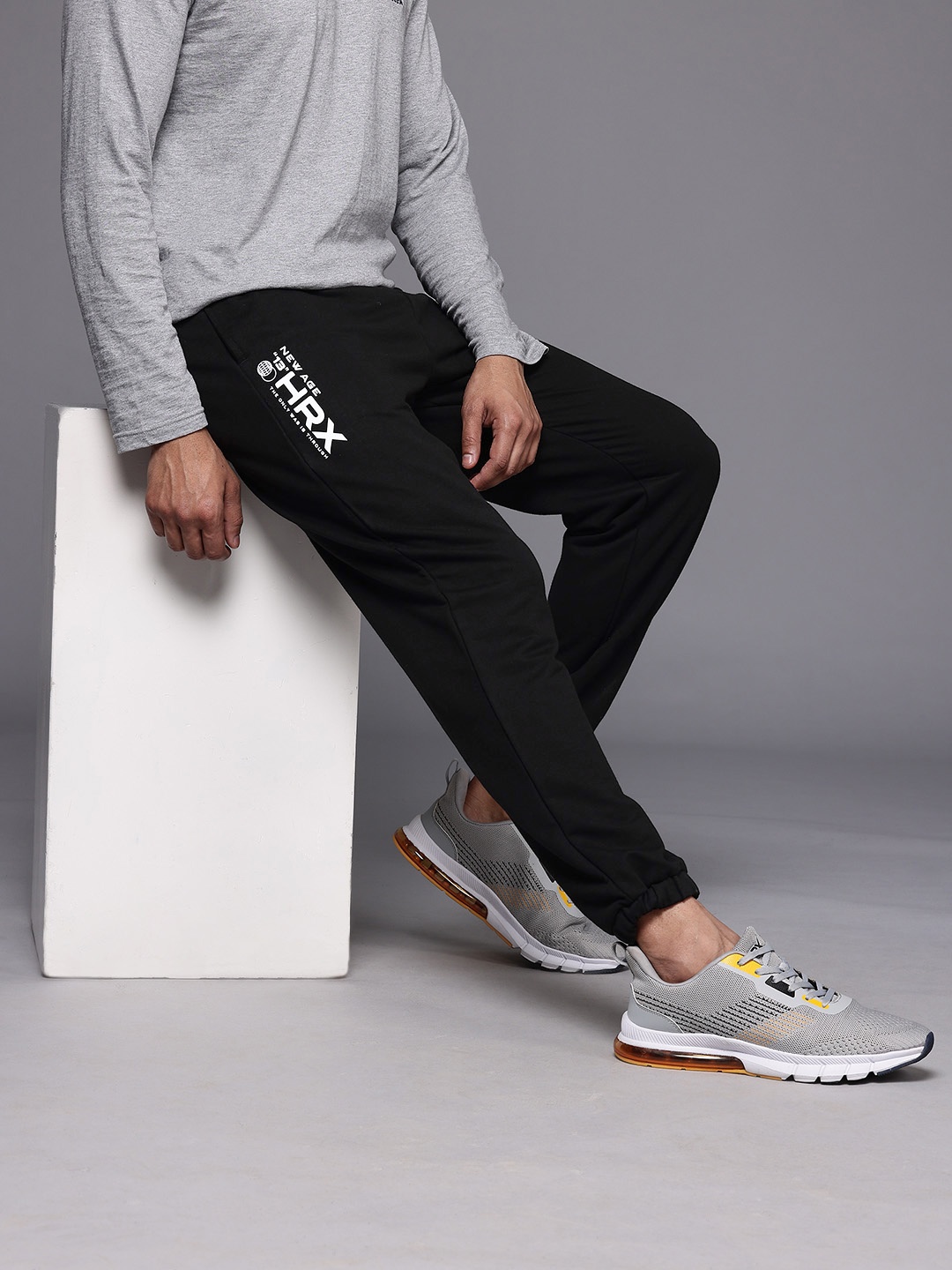 

HRX by Hrithik Roshan Men Lifestyle Joggers, Black