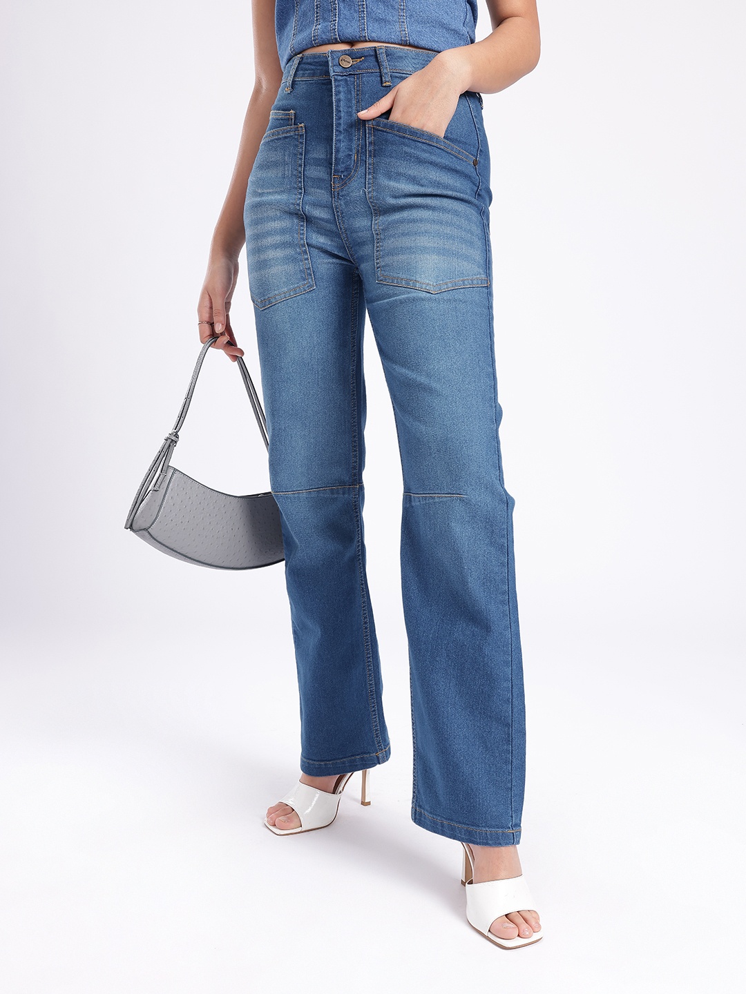 

glitchez Women Street Classic Straight Fit Light Fade Stretchable Jeans, Blue