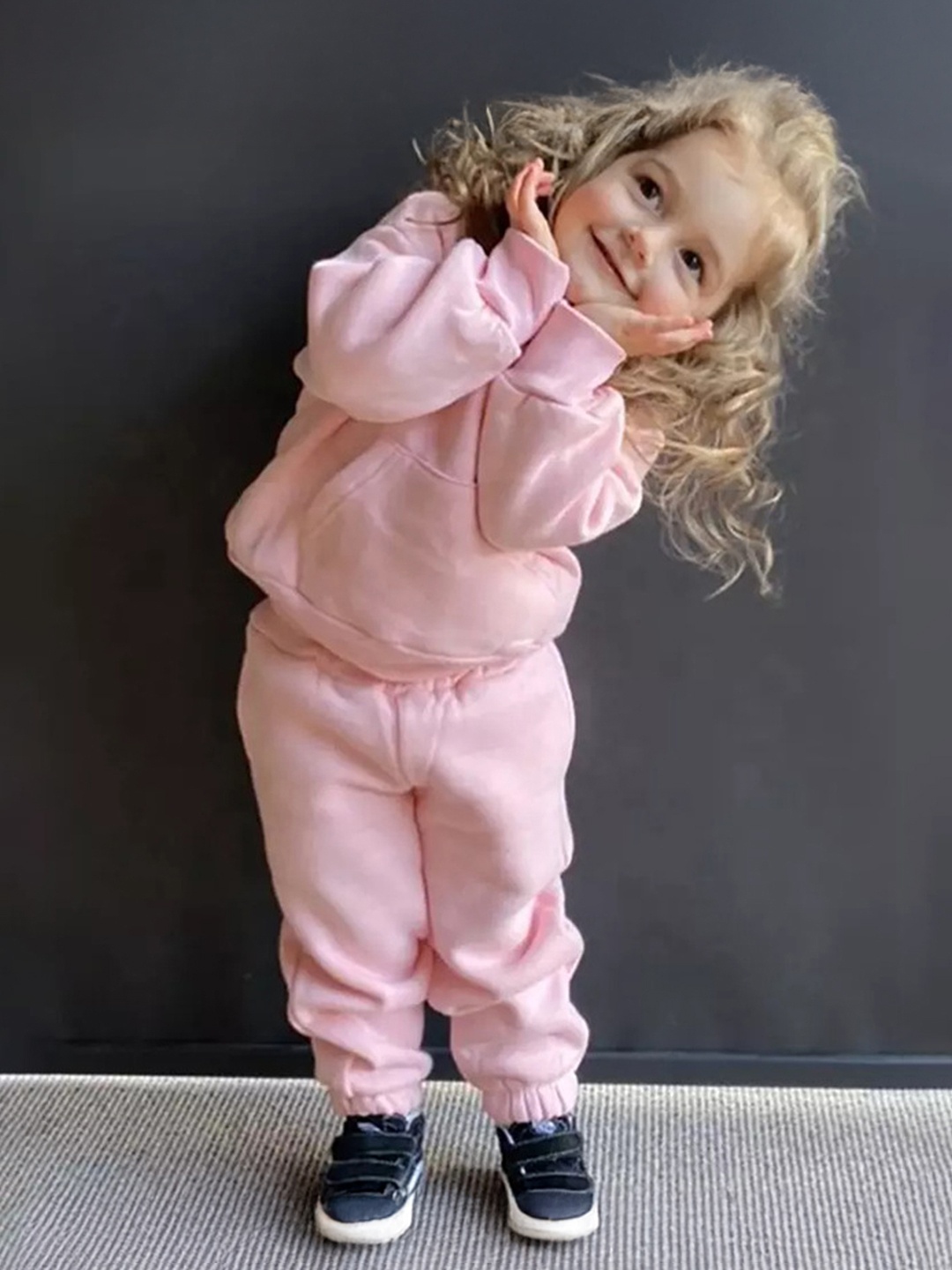 

FOREVER FRIDAY Girls, Pink