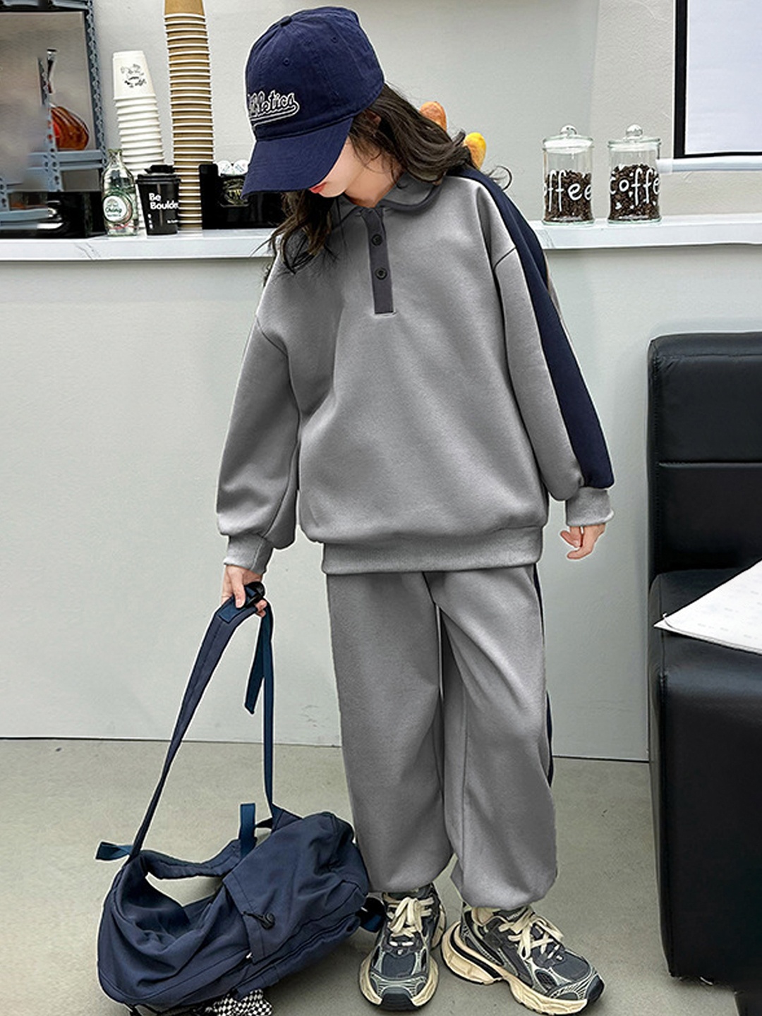 

FOREVER FRIDAY Girls, Grey