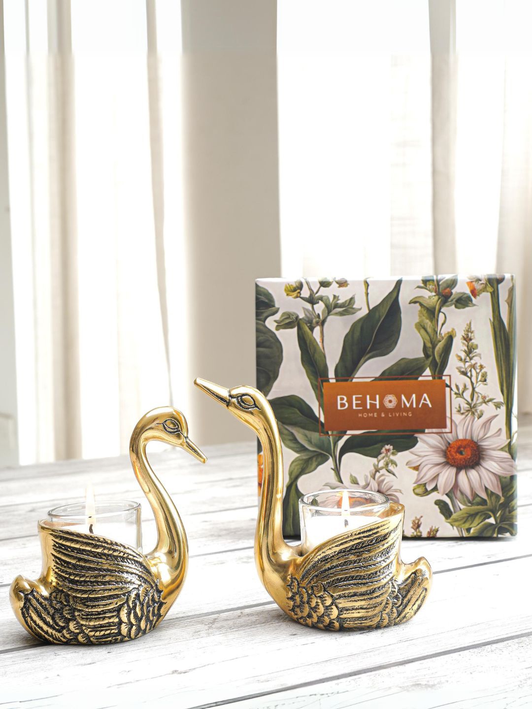 

BEHOMA Ornate Aluminum Swan Candle Holder Set, Gold